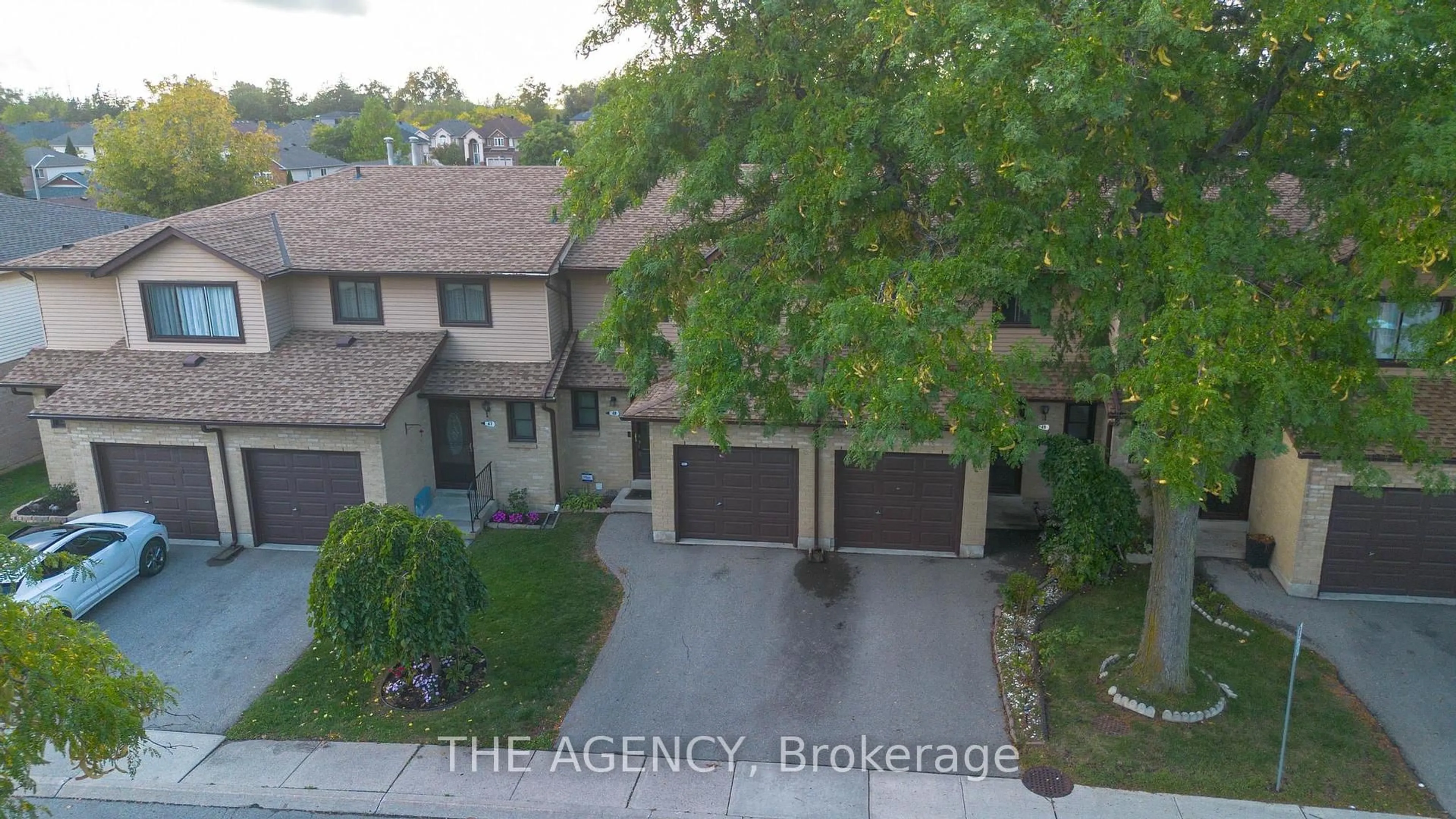 A pic from outside/outdoor area/front of a property/back of a property/a pic from drone, street for 860 Rymal Rd #48, Hamilton Ontario L8W 2X6
