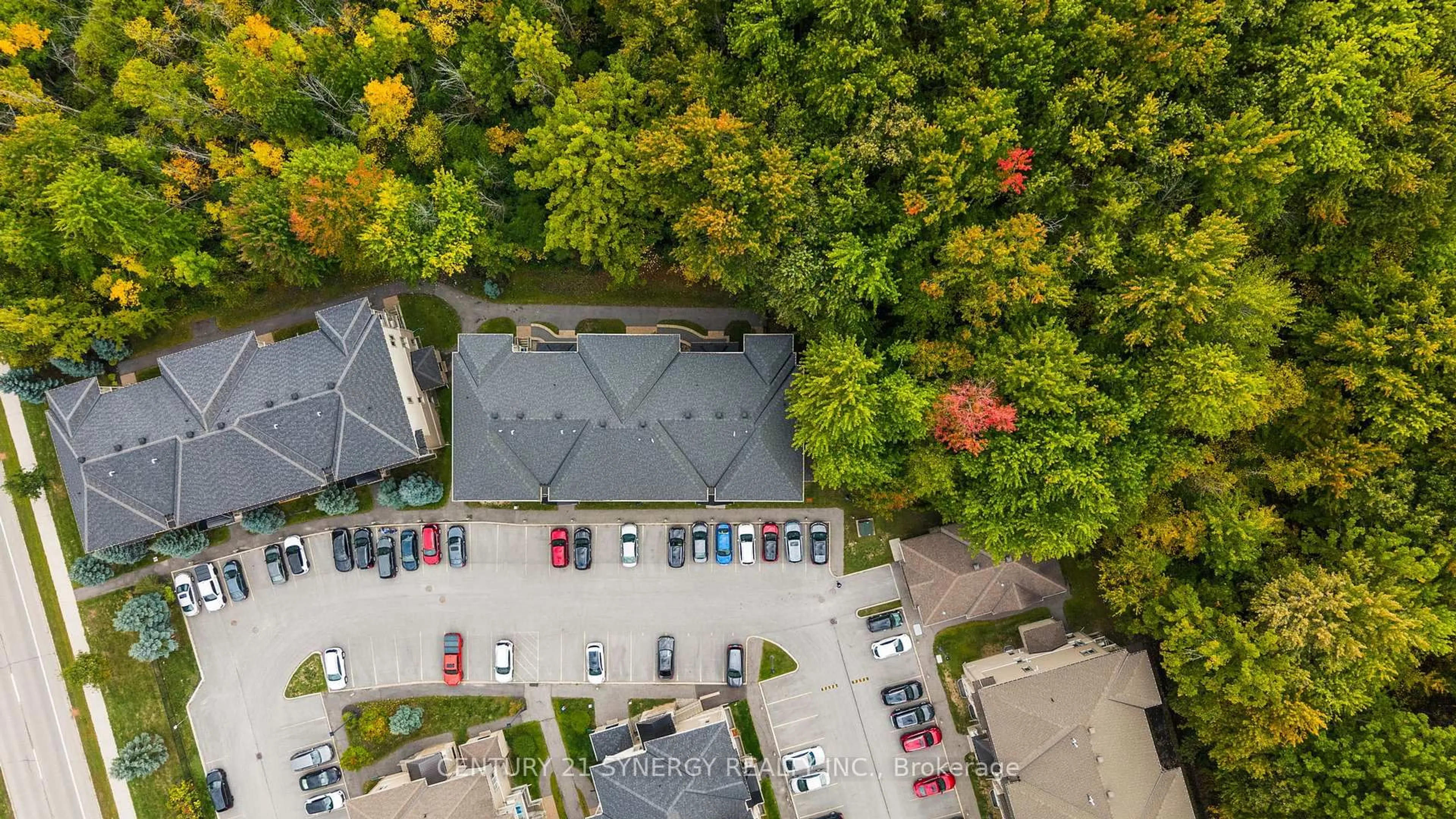 A pic from outside/outdoor area/front of a property/back of a property/a pic from drone, street for 1030 Beryl Private #H, Ottawa Ontario K1V 2M4