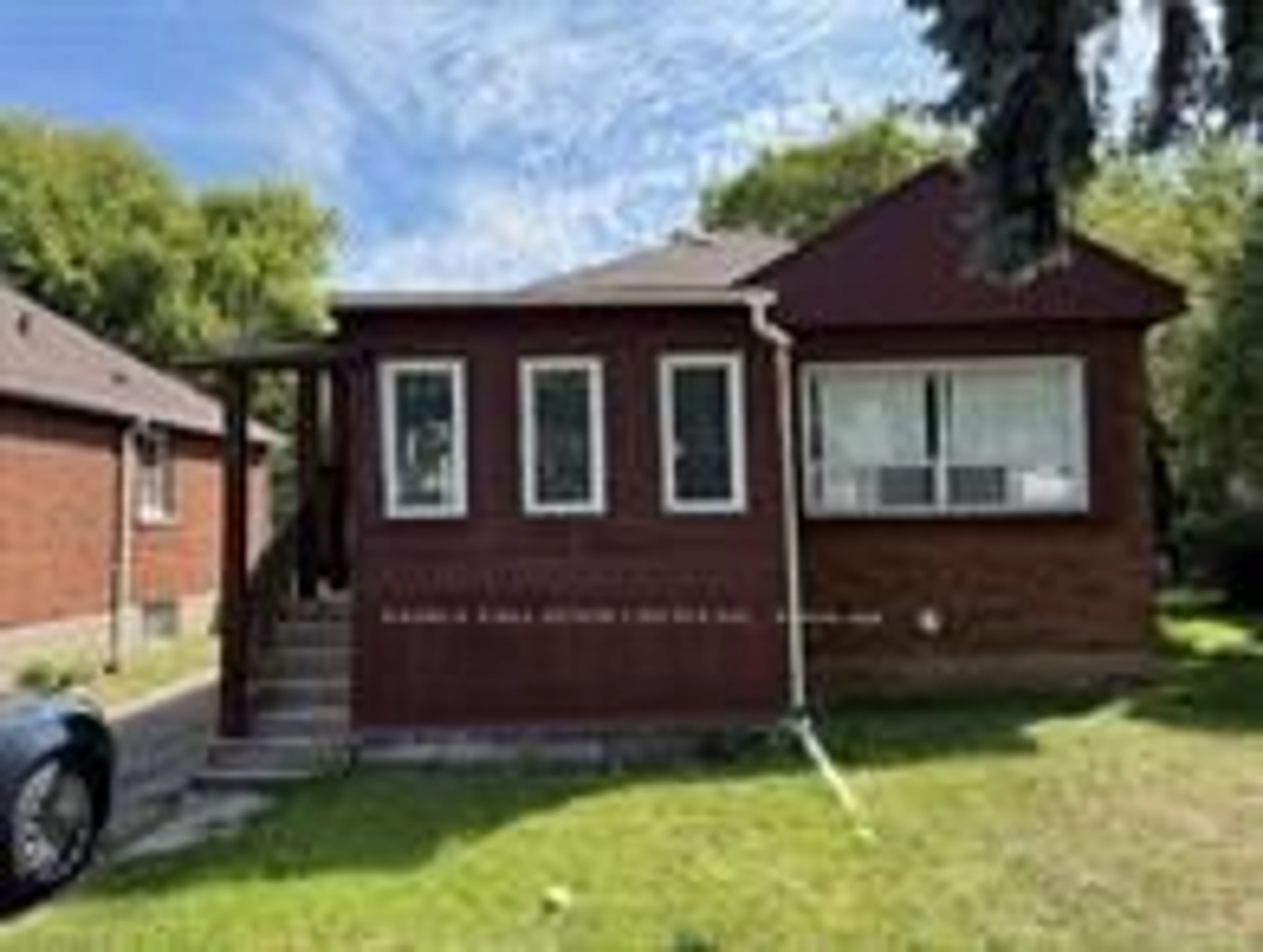 Unknown for 77 Emerson St, Hamilton Ontario L8S 2X5