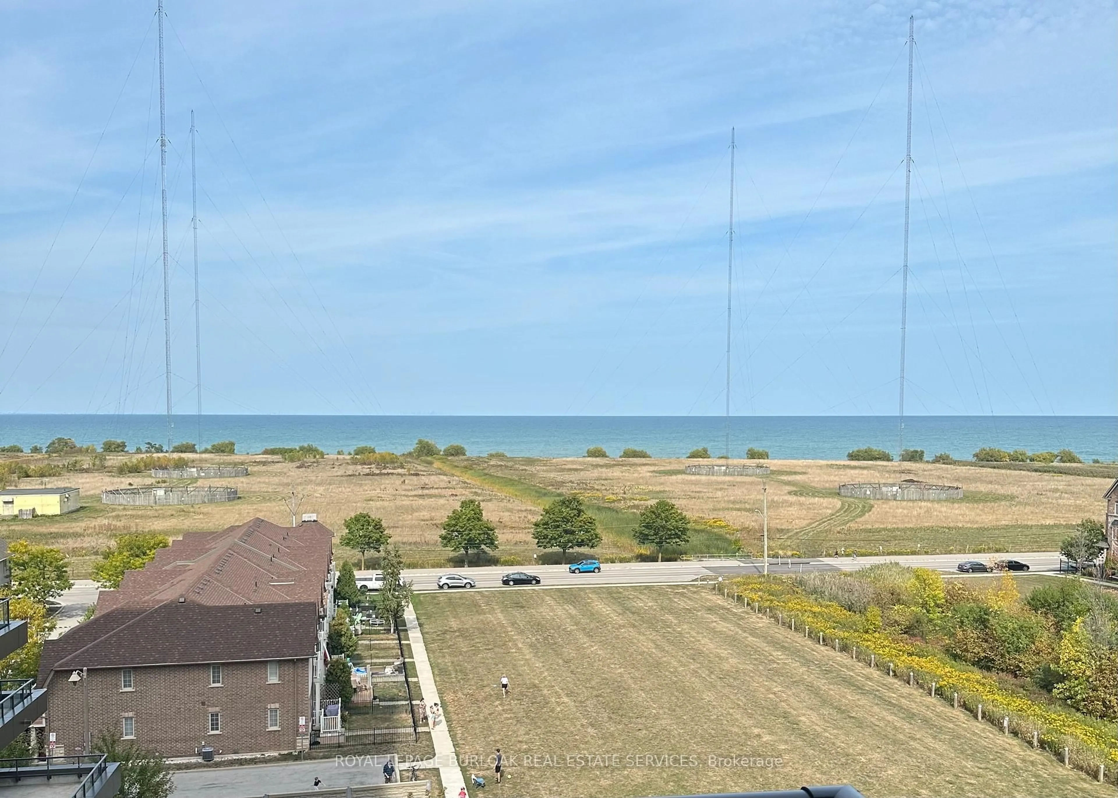 A pic from outside/outdoor area/front of a property/back of a property/a pic from drone, water/lake/river/ocean view for 550 North Service Rd #612, Grimsby Ontario L3M 4E8