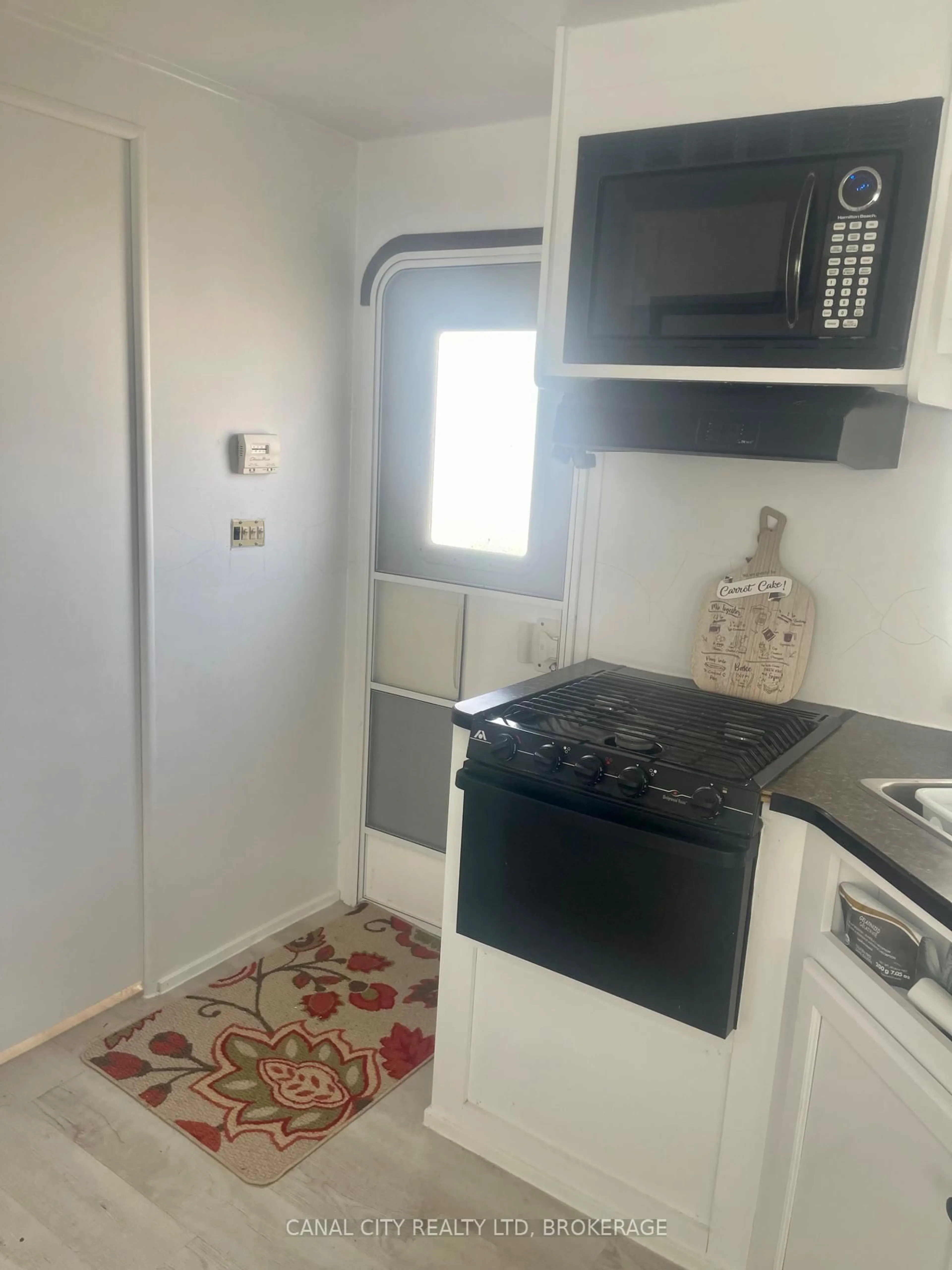 Standard kitchen, unknown for 659 Port Maitland Rd #80 L, Haldimand Ontario N1A 2W6