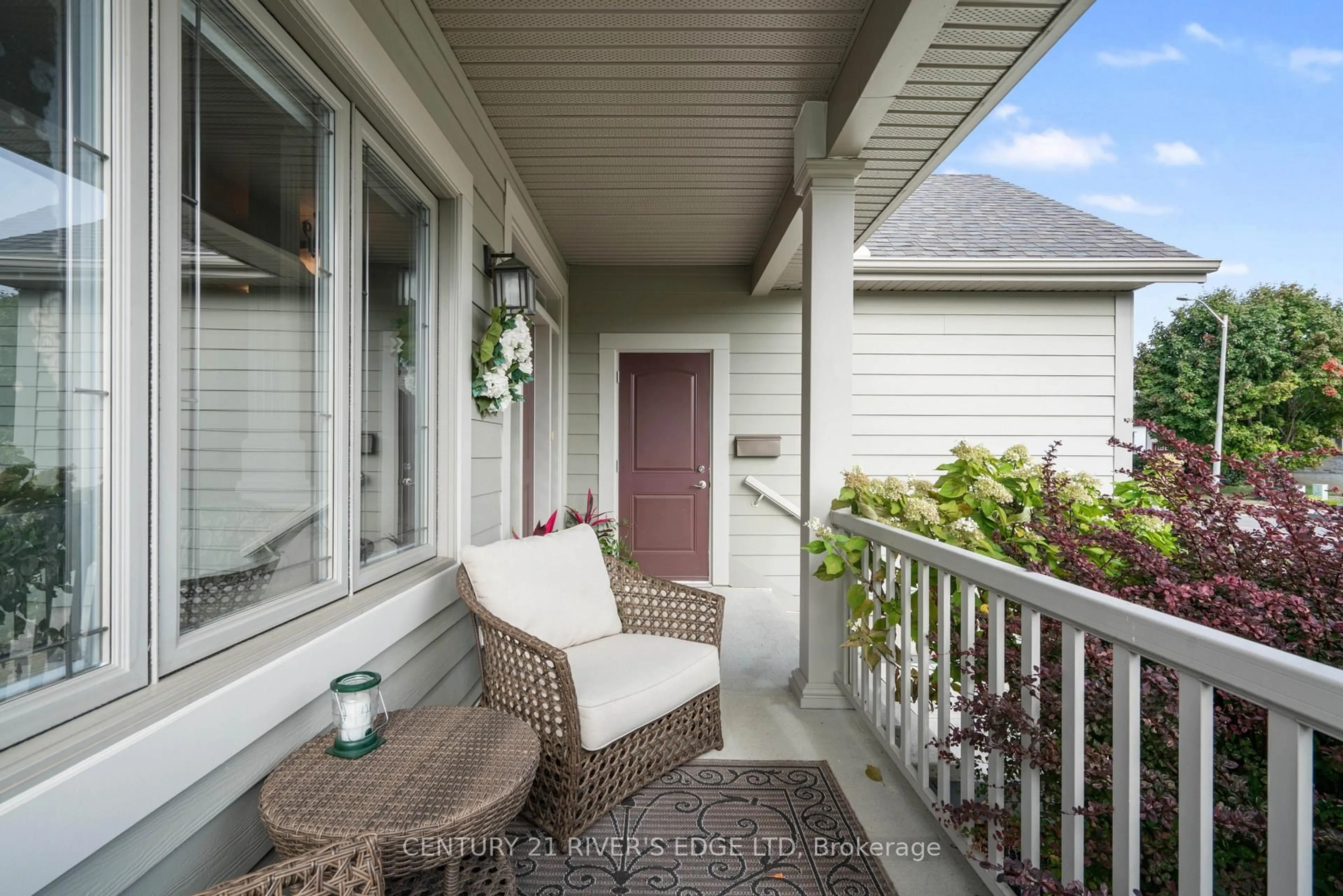 Patio, street for 414 Brock St, Brockville Ontario K6V 7A1