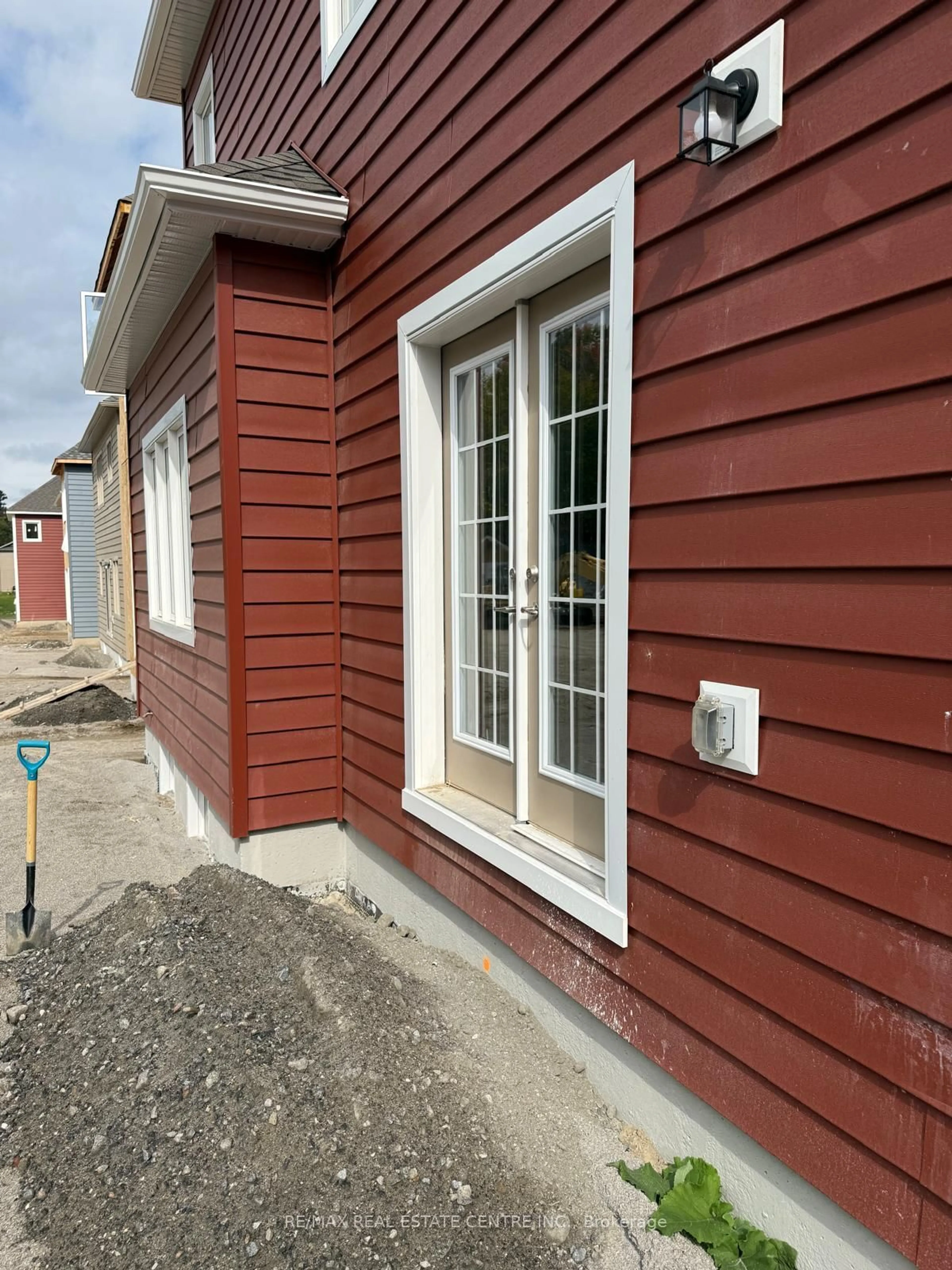 Home with vinyl exterior material, street for 145 Beechwood Forest Lane #Lot 61, Gravenhurst Ontario P1P 0H8
