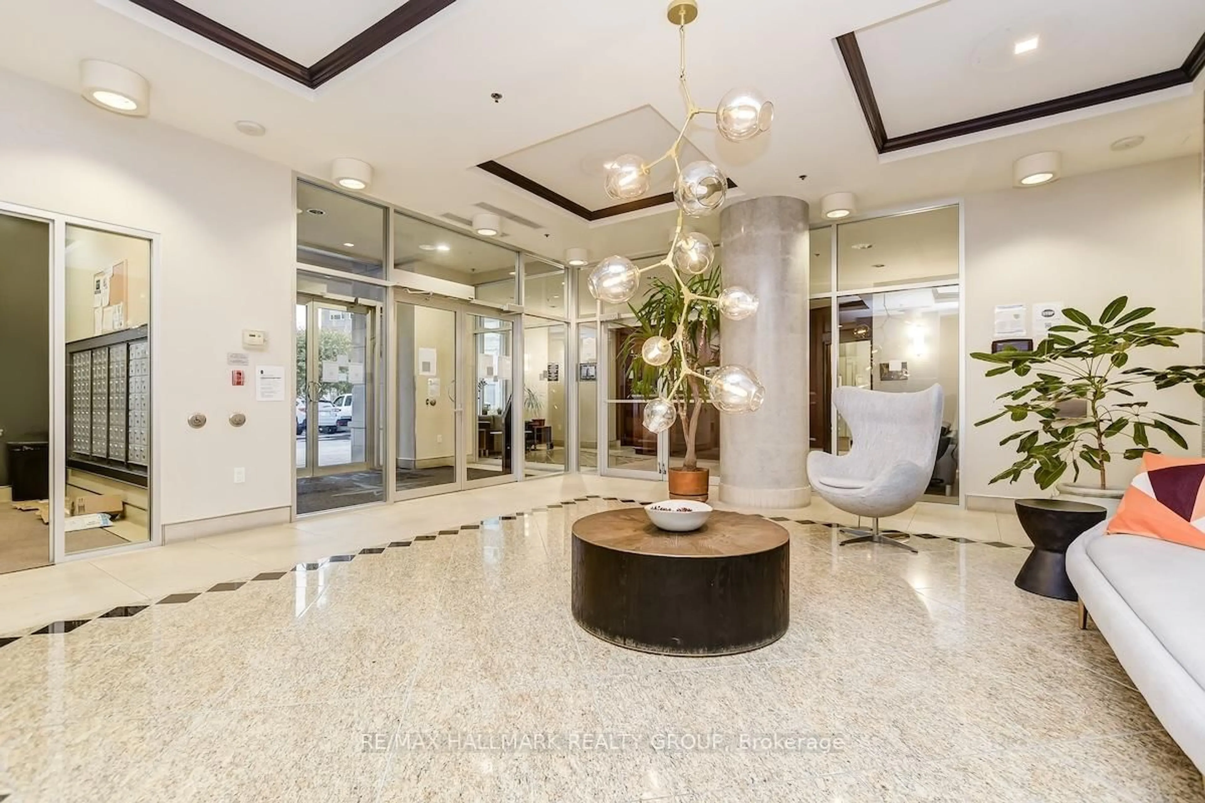 Lobby for 90 Landry St #1101, Ottawa Ontario K1L 0A9