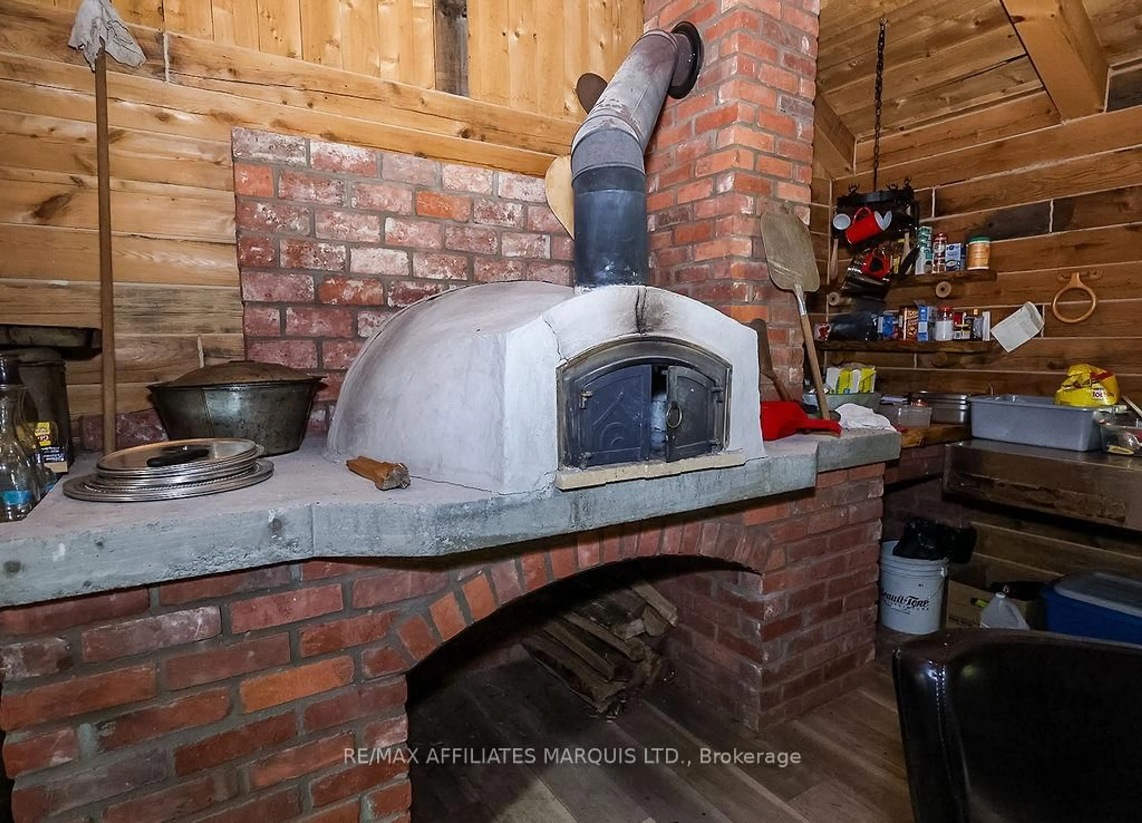 Rustic kitchen, unknown for 19509 COUNTY ROAD  43 Rd, North Glengarry Ontario K0C 1A0
