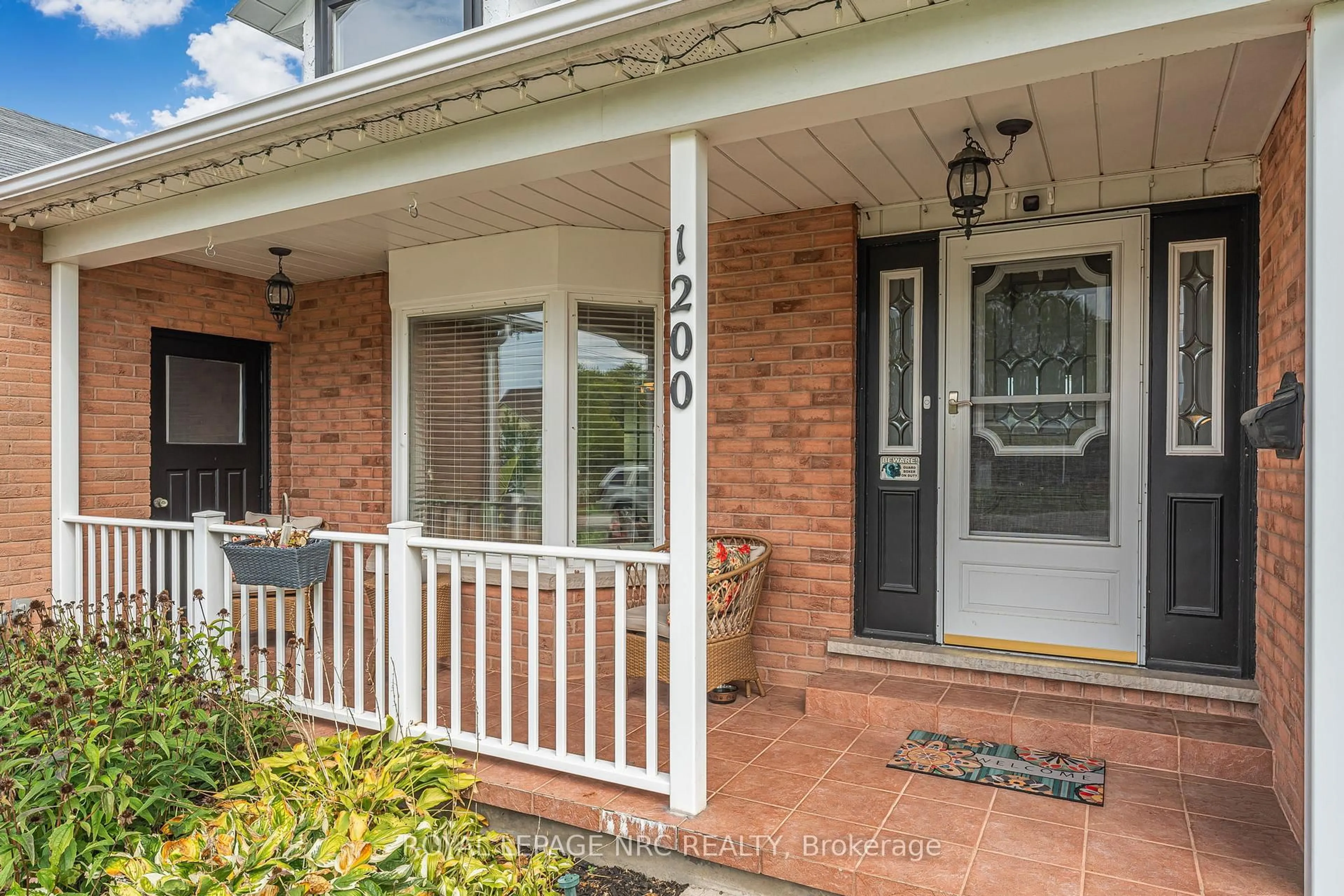 Home with brick exterior material, street for 1200 PETTIT Rd, Fort Erie Ontario L2A 5A3