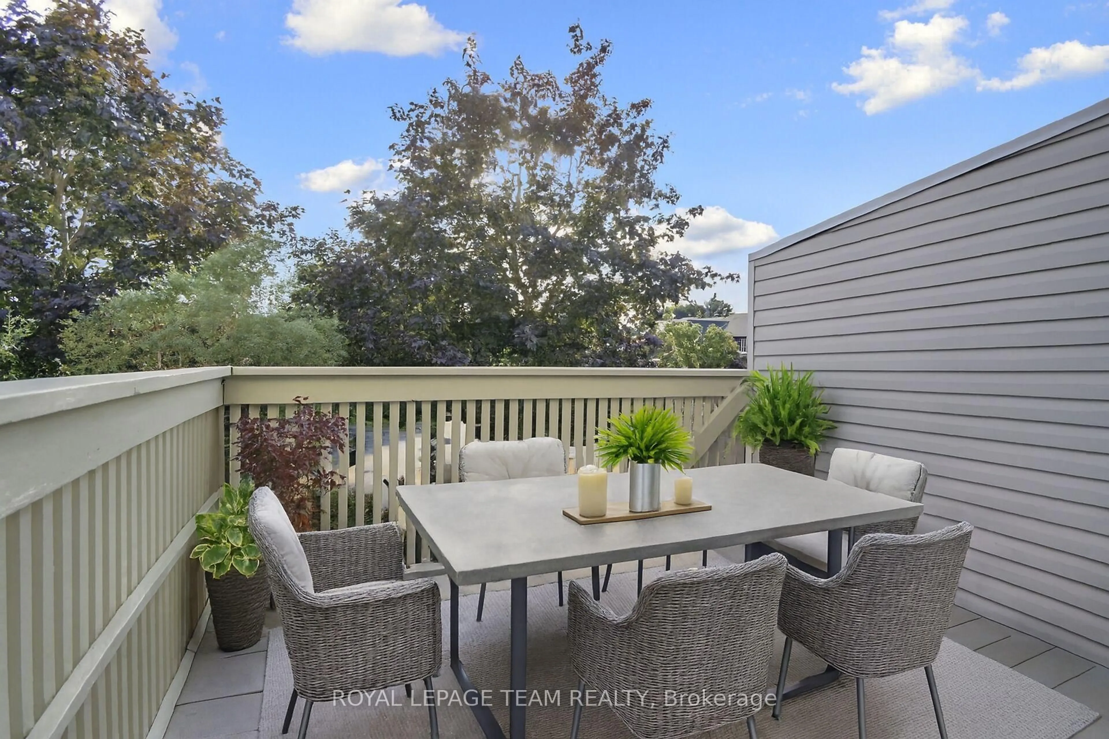 Patio, unknown for 89 Thornbury Cres, Ottawa Ontario K2G 6C4