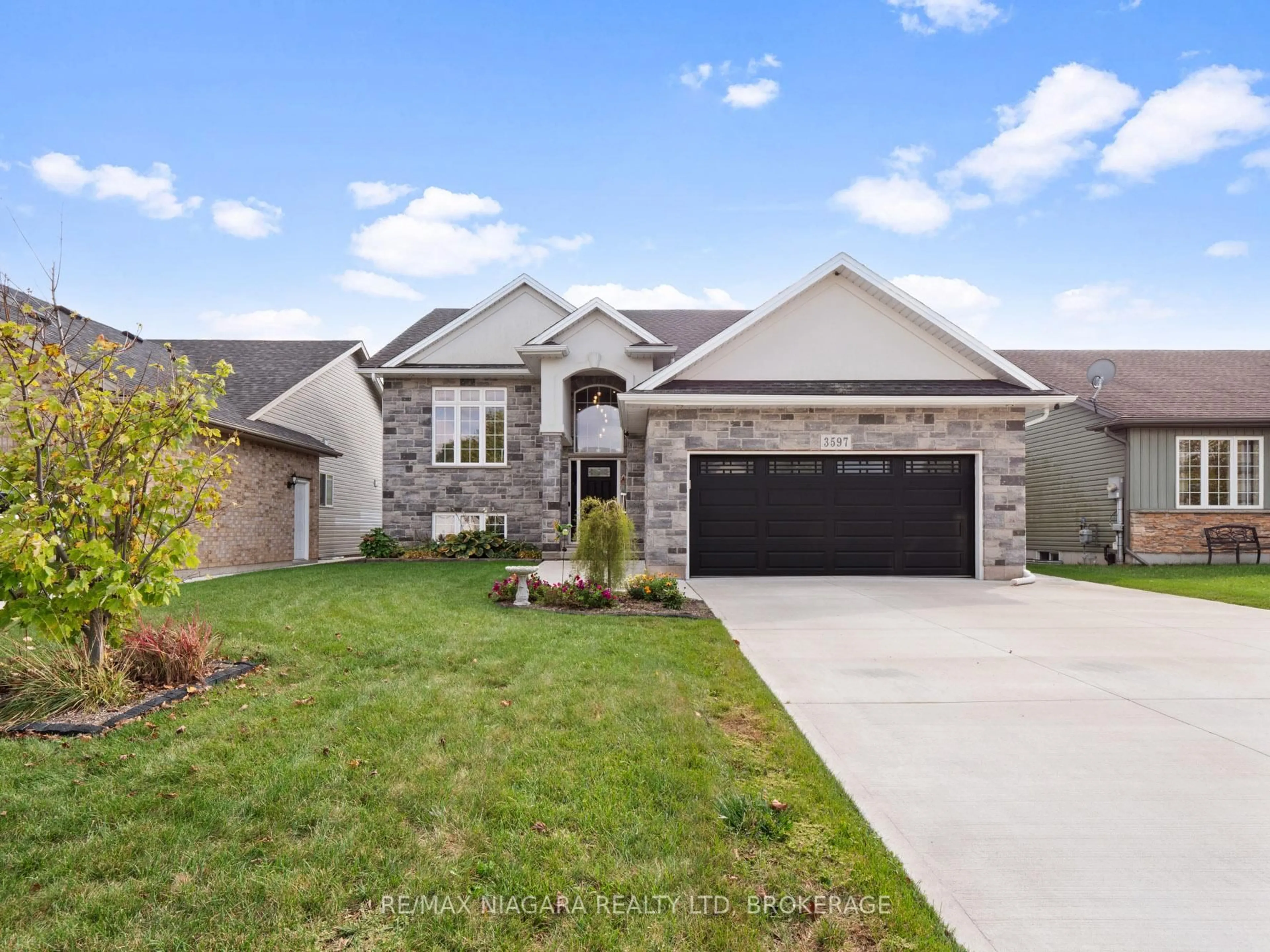 Home with brick exterior material, street for 3597 CARVER St, Fort Erie Ontario L0S 1S0