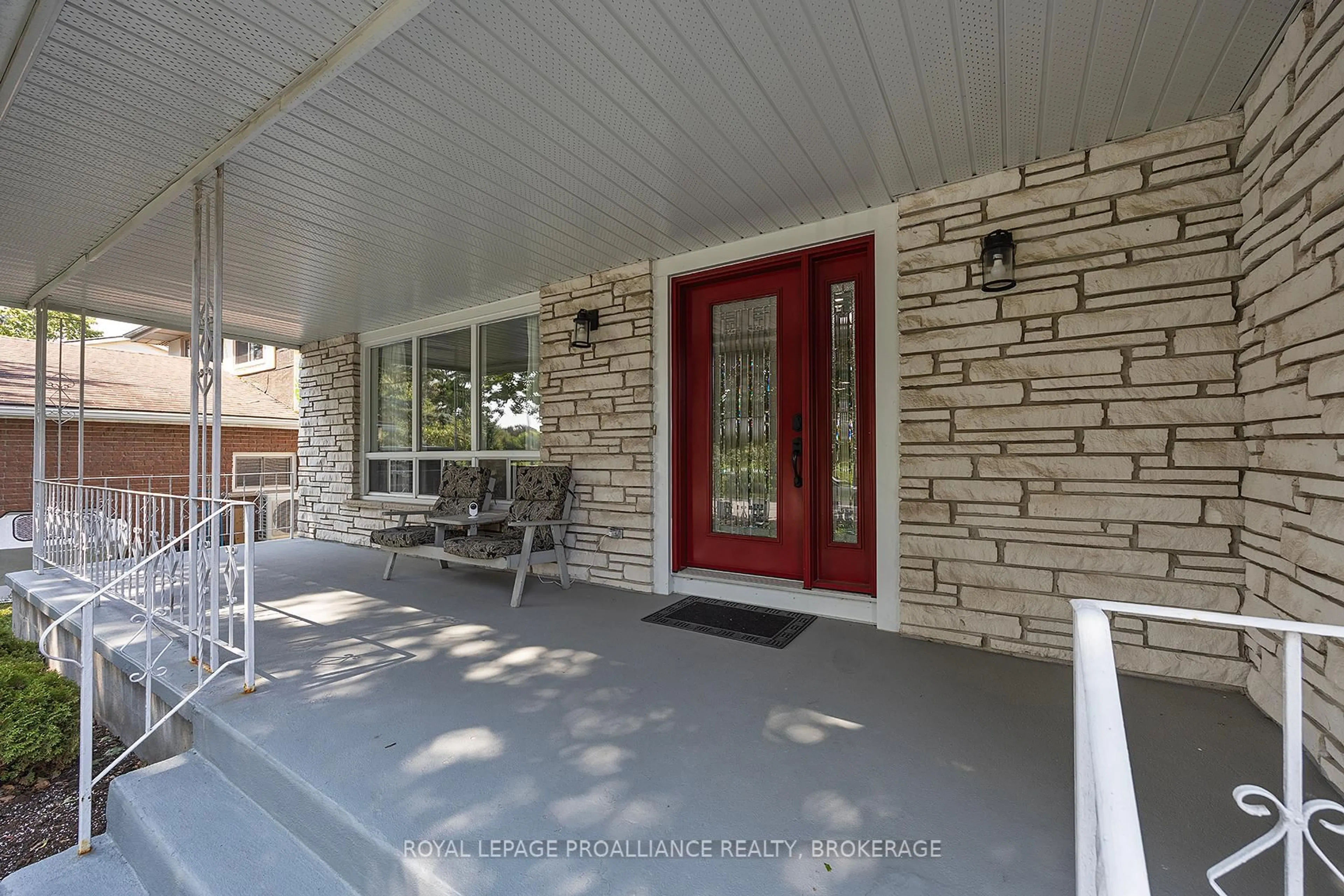 Unknown for 117 Seaforth Rd, Kingston Ontario K7M 1E1