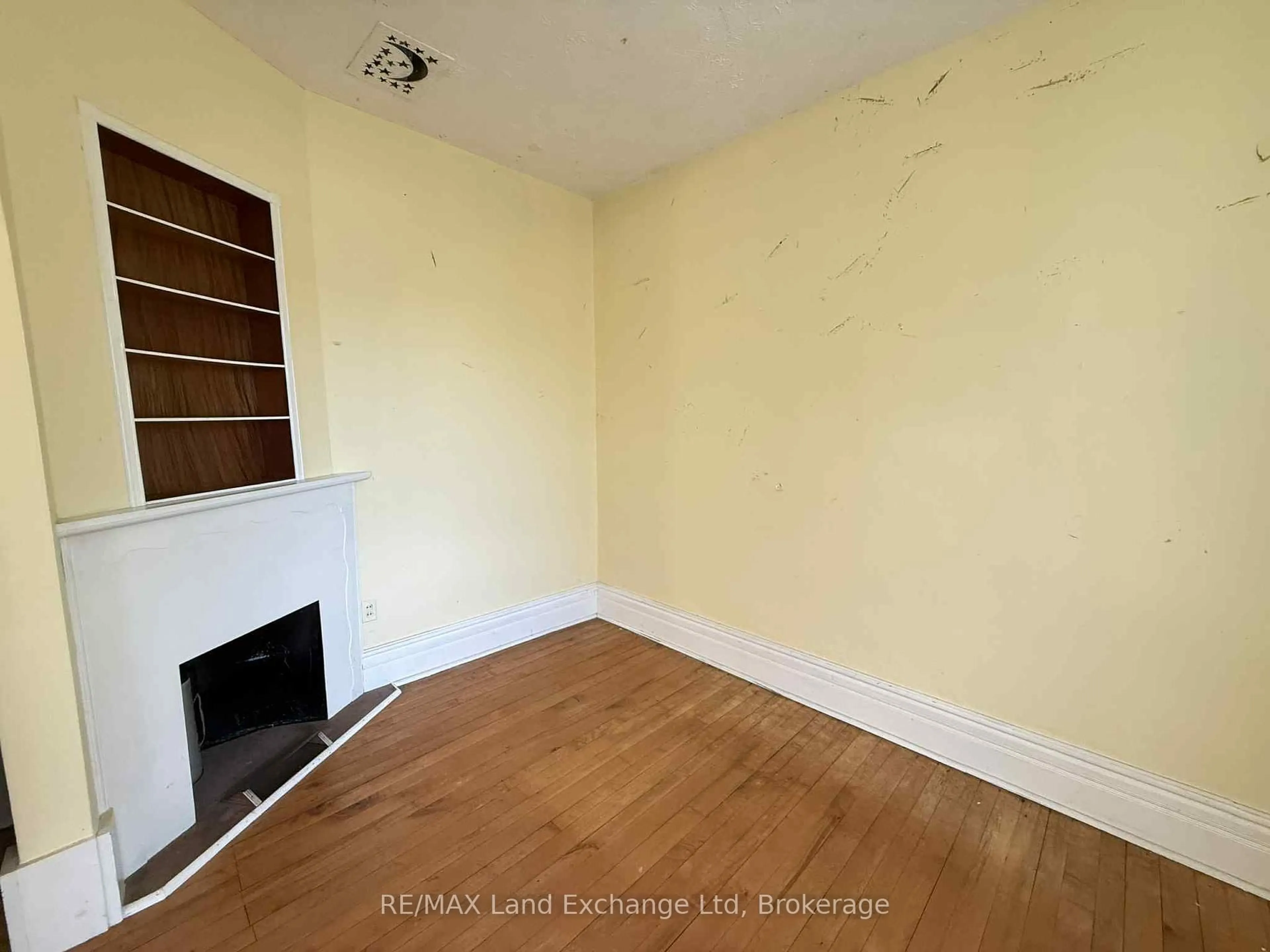 A pic of a room for 66 Diagonal Rd, North Huron Ontario N0G 2W0