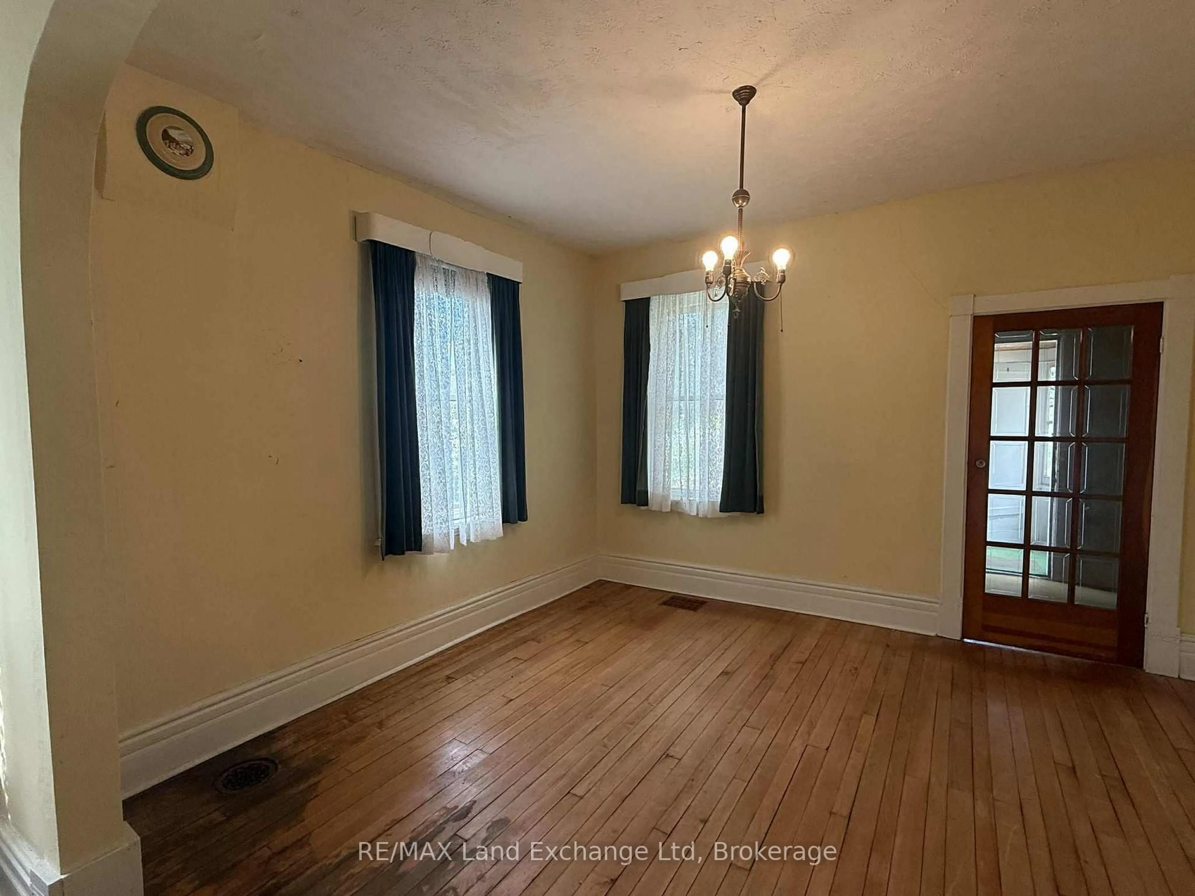 A pic of a room for 66 Diagonal Rd, North Huron Ontario N0G 2W0