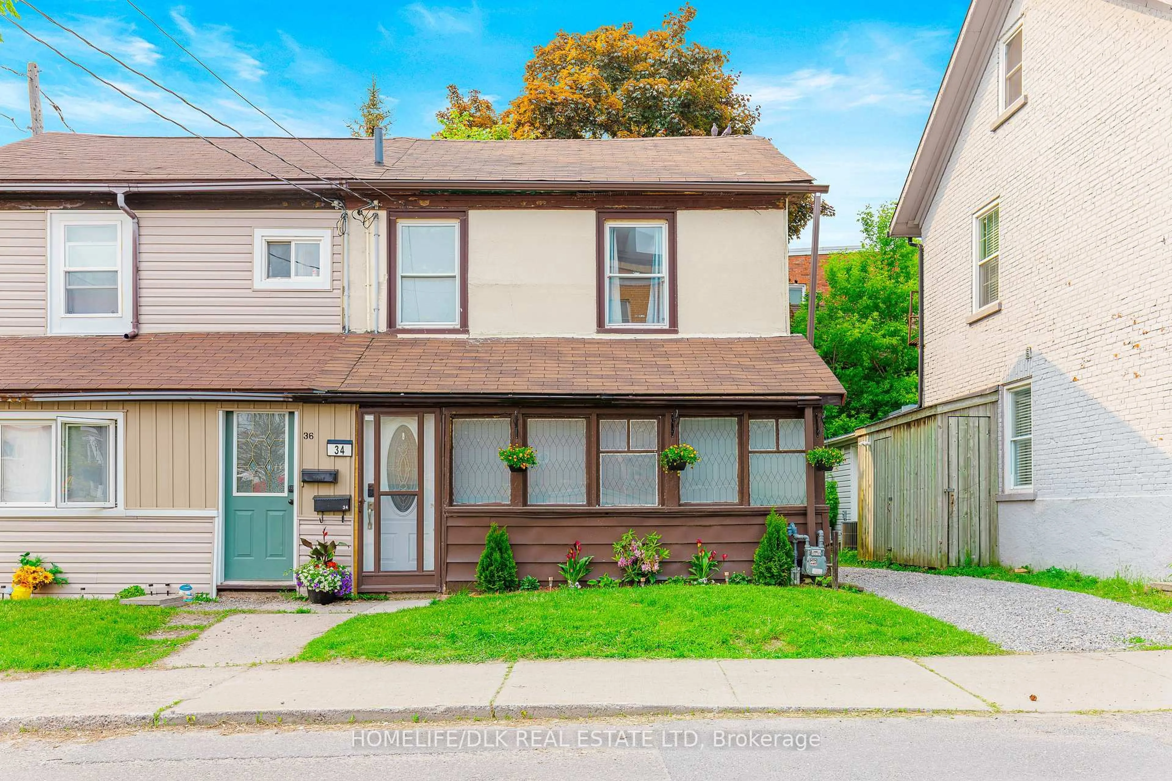 Home with vinyl exterior material, street for 34 Church St, Brockville Ontario K6V 3X6