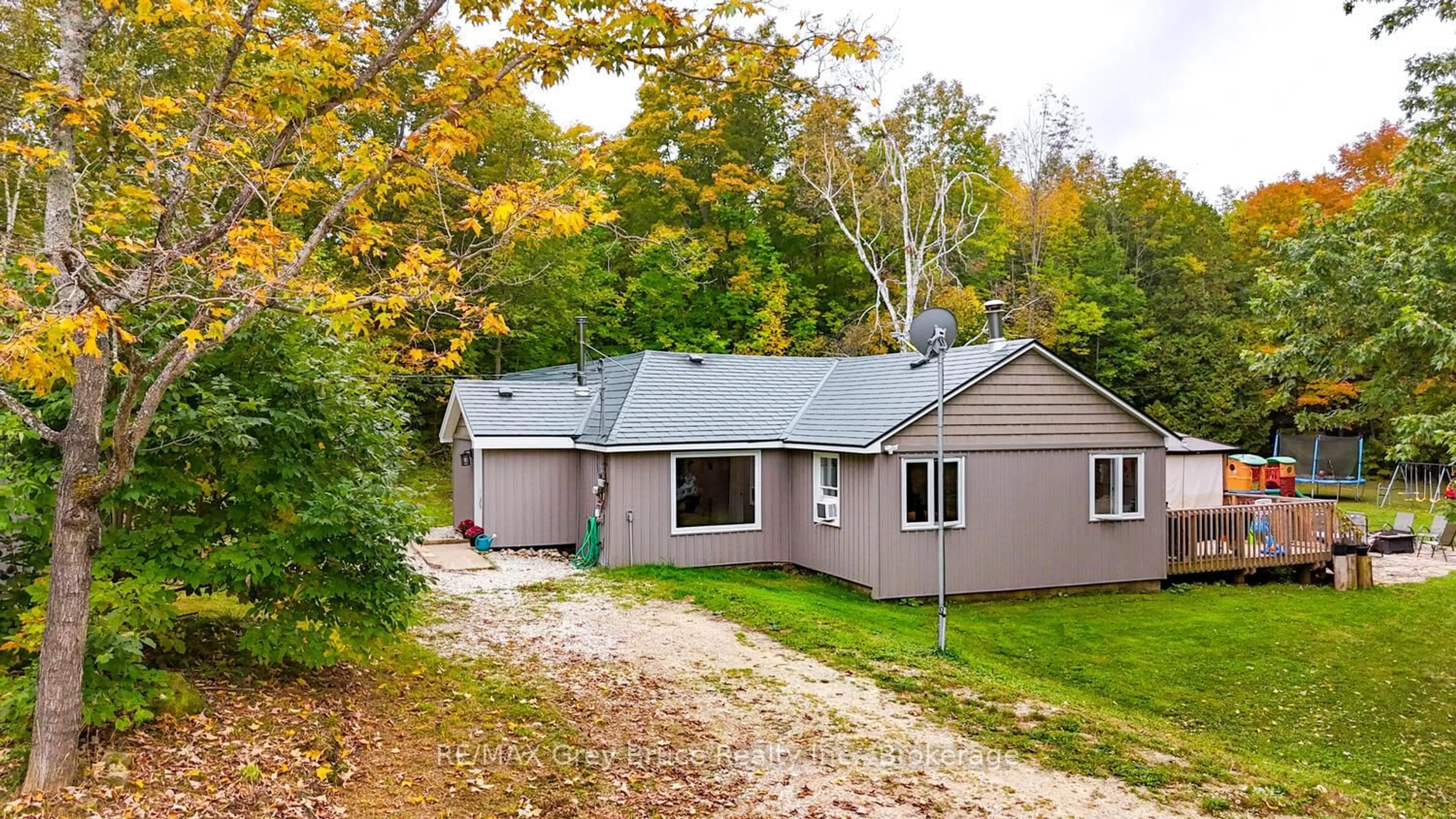 A pic from outside/outdoor area/front of a property/back of a property/a pic from drone, unknown for 217 Kings Cres, South Bruce Peninsula Ontario N0H 2T0