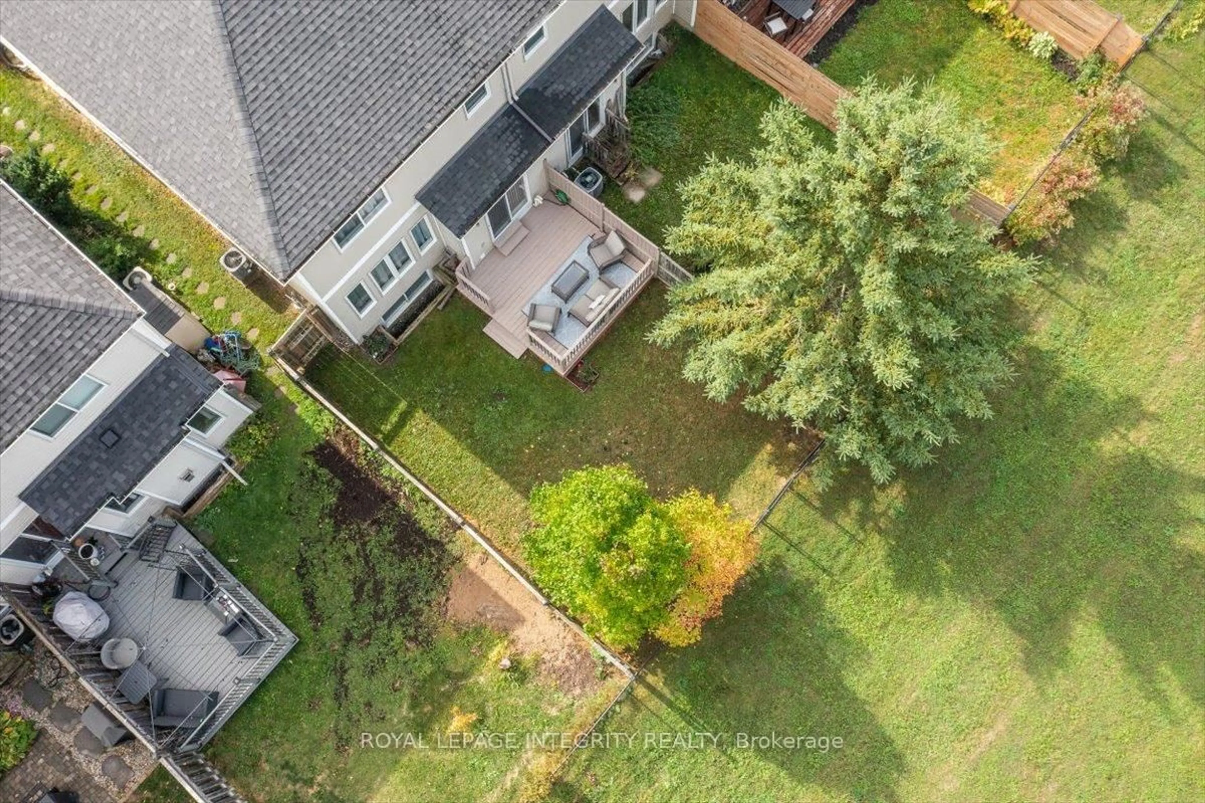 A pic from outside/outdoor area/front of a property/back of a property/a pic from drone, unknown for 2018 Winsome Terr, Orleans Ontario K4A 4Y4