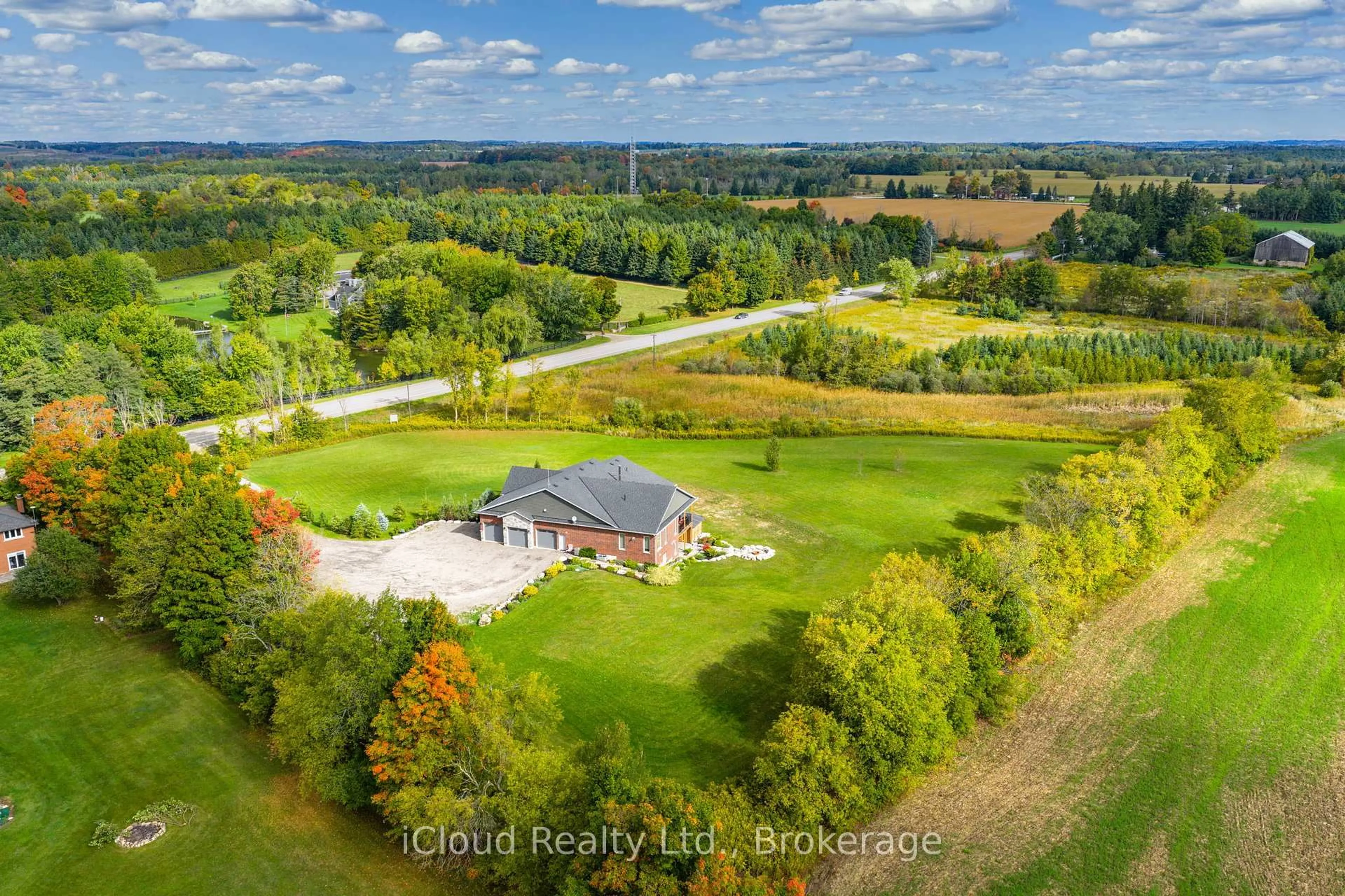 A pic from outside/outdoor area/front of a property/back of a property/a pic from drone, water/lake/river/ocean view for 9449 Wellington 22 Rd, Erin Ontario N0B 1Z0