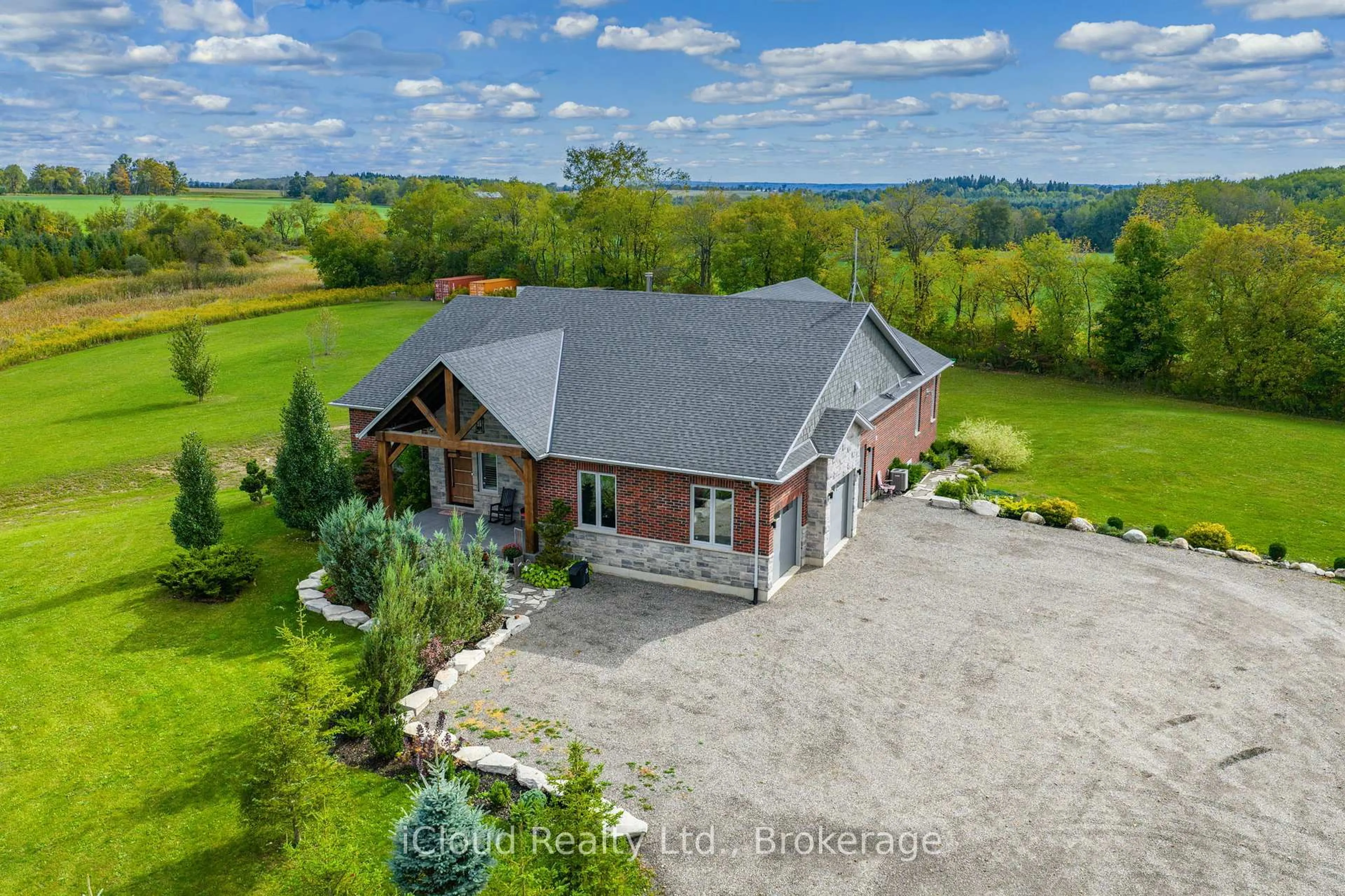 A pic from outside/outdoor area/front of a property/back of a property/a pic from drone, building for 9449 Wellington 22 Rd, Erin Ontario N0B 1Z0