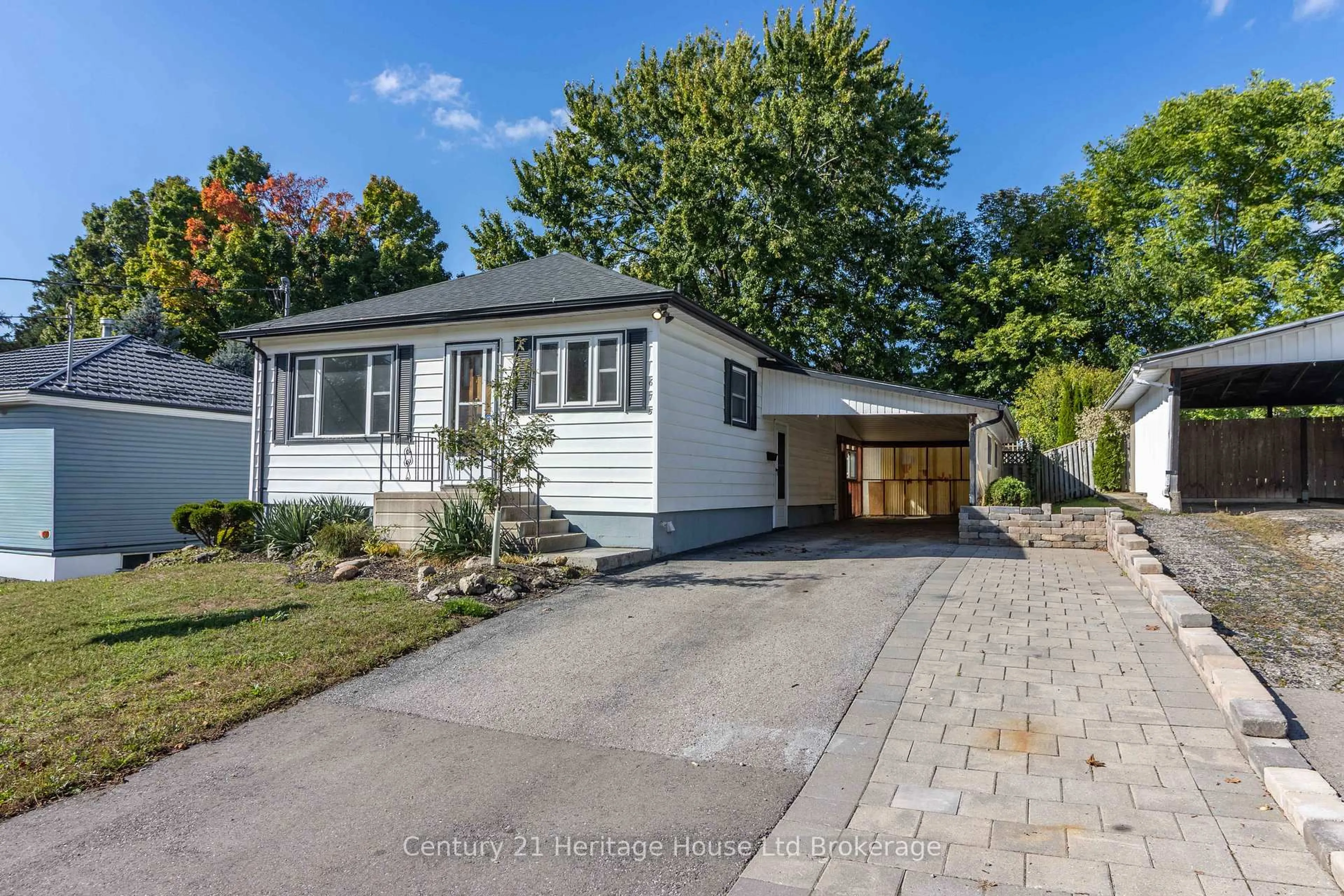 Home with vinyl exterior material, street for 675 Miller St, Woodstock Ontario N4S 5K2