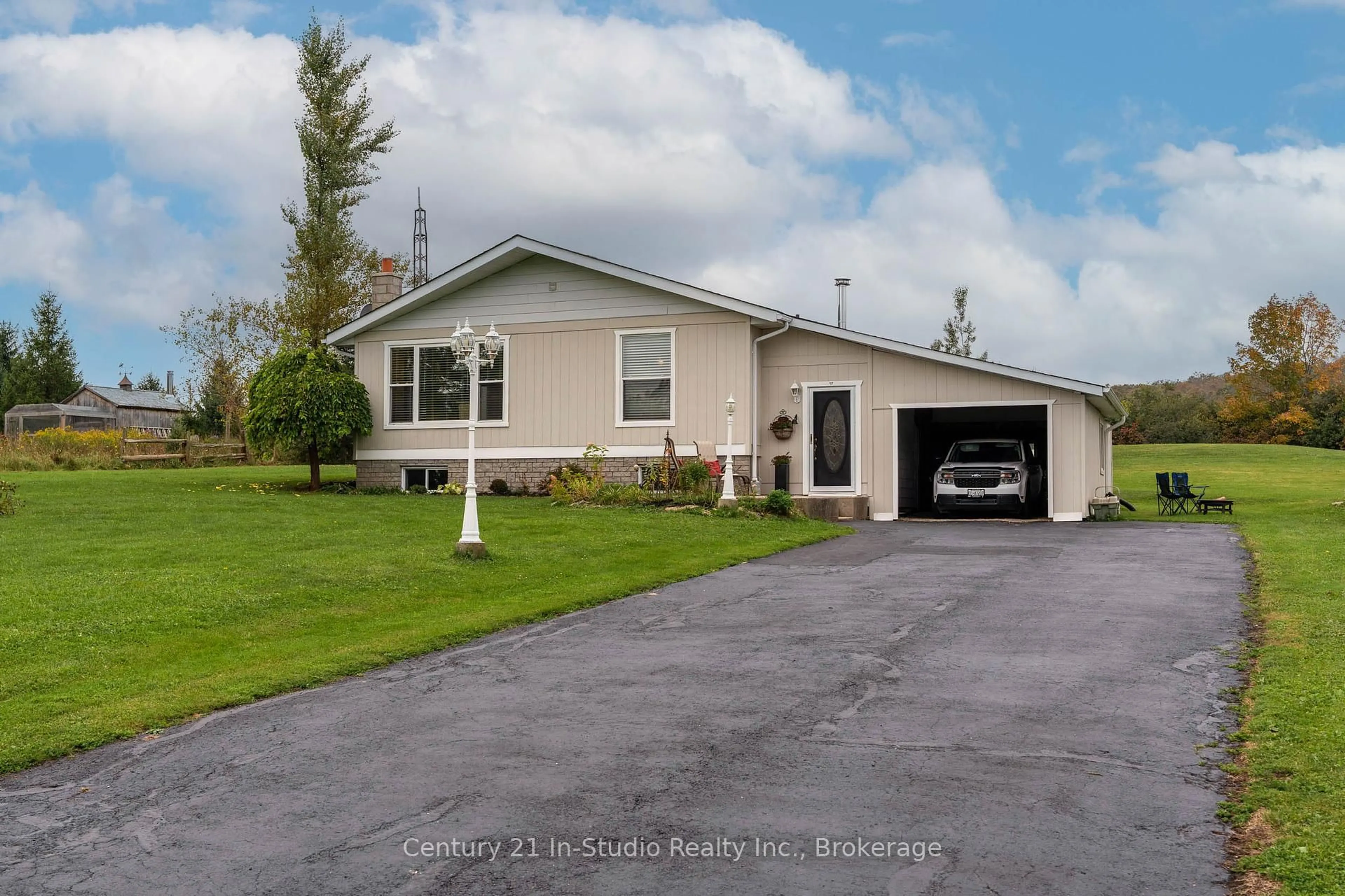 Home with vinyl exterior material, street for 618134 Grey 18 Rd, Owen Sound Ontario N4K 5W4