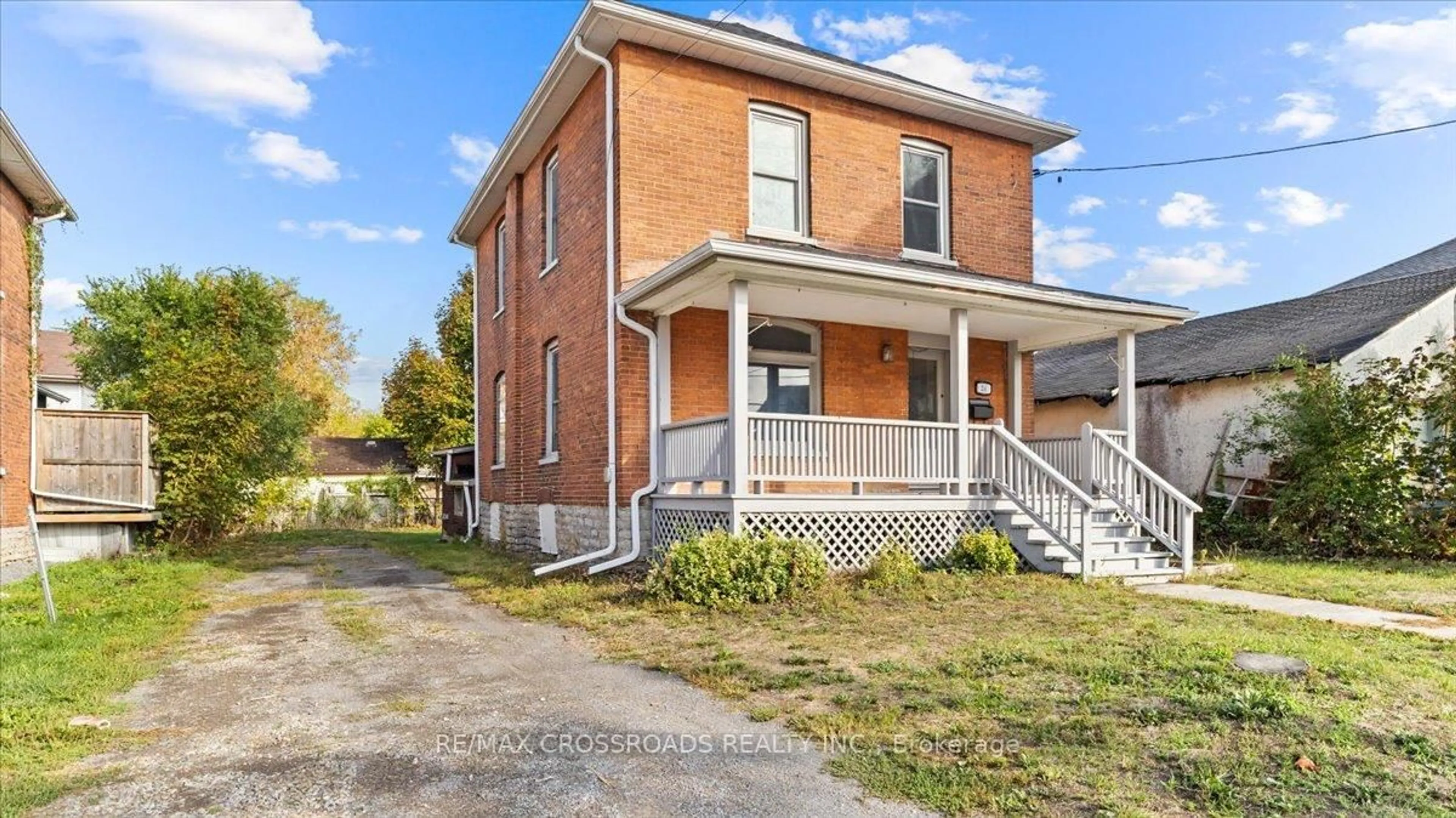 Home with brick exterior material, building for 24 CATHARINE St, Belleville Ontario K8P 1L2