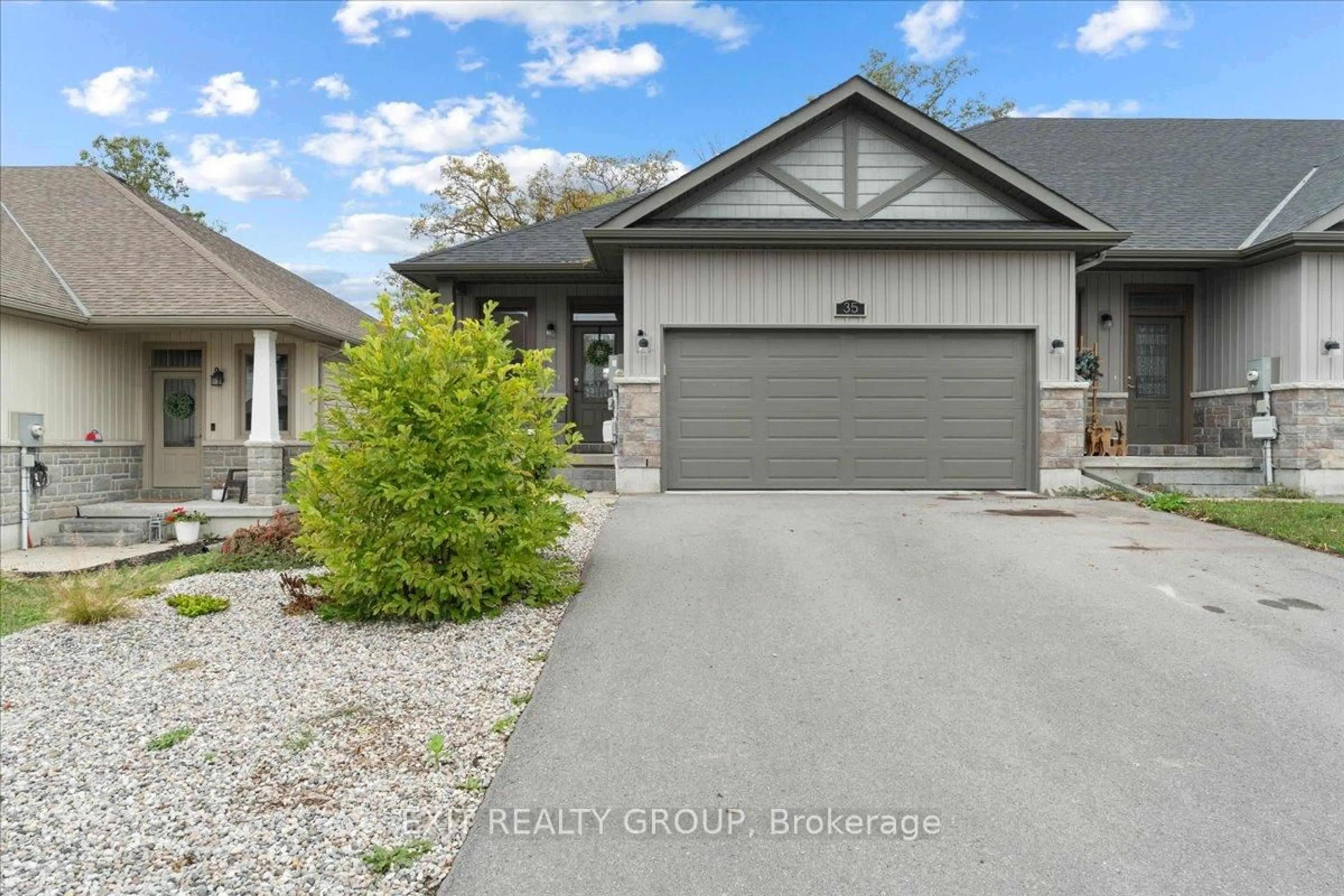 Unknown for 35 Ledgerock Crt, Quinte West Ontario K8R 0A1