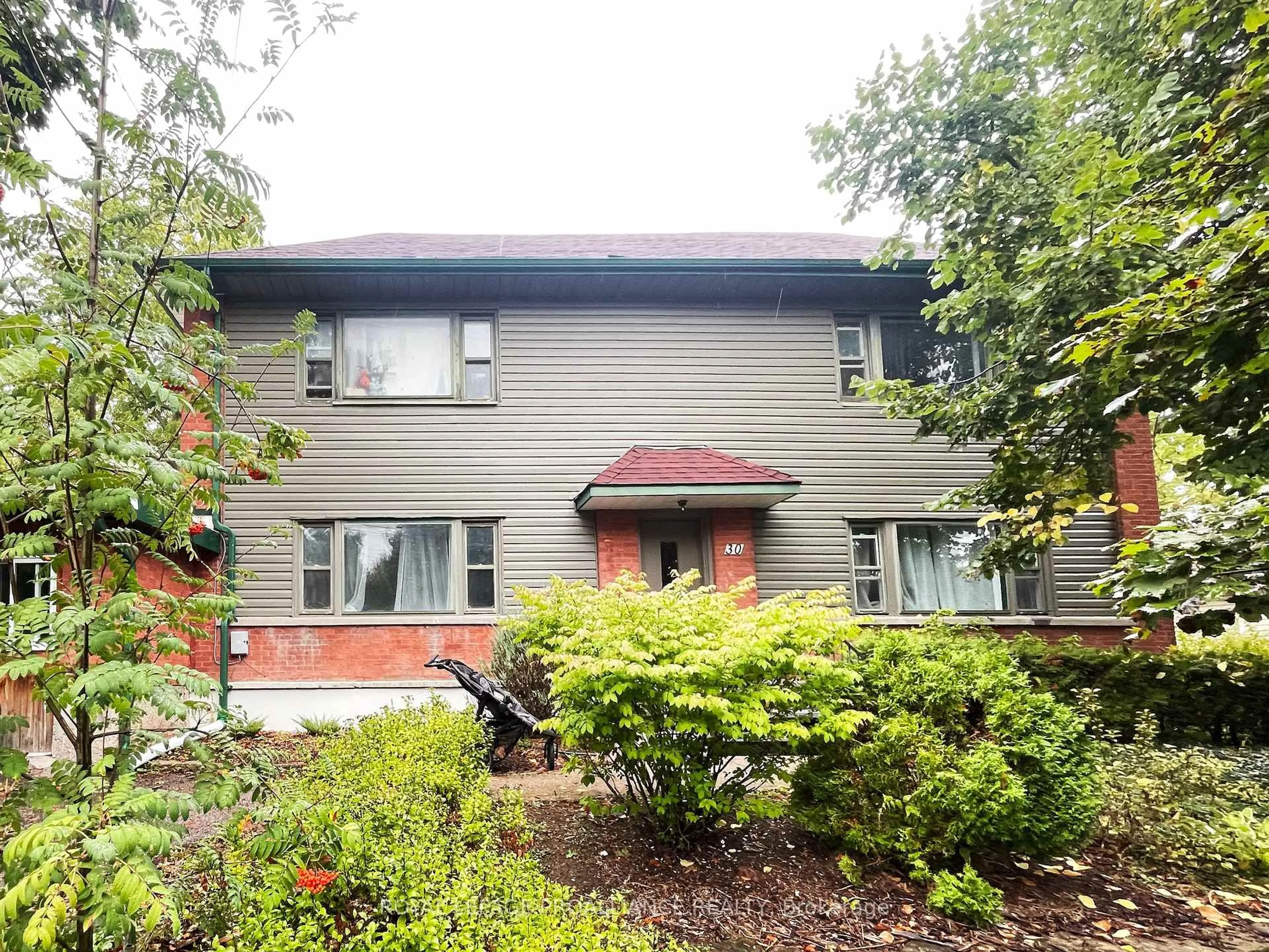 Home with brick exterior material, building for 30 James St, Peterborough Ontario K9H 1C5