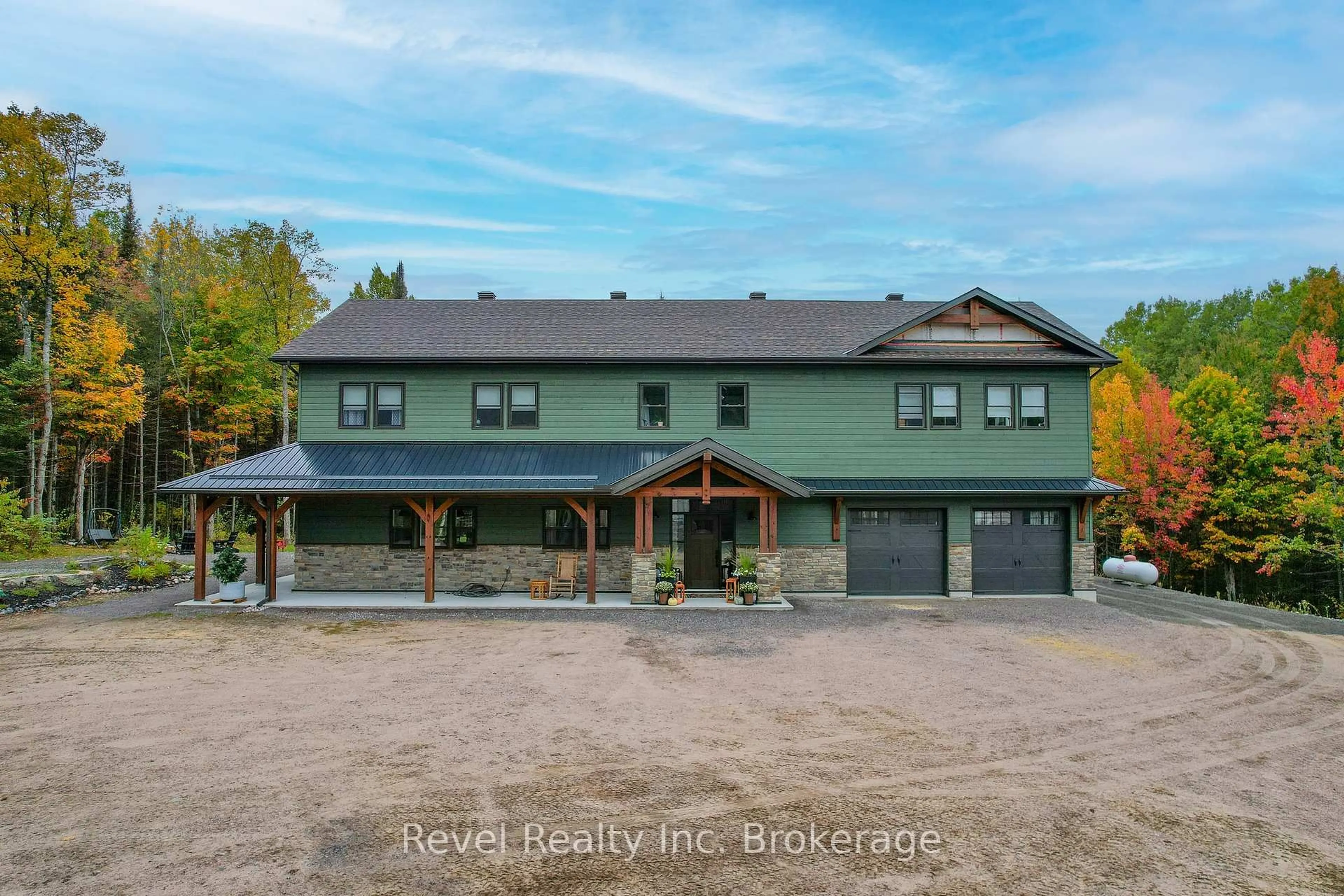 A pic from outside/outdoor area/front of a property/back of a property/a pic from drone, building for 1196 River Rd, Chisholm Ontario P0H 1B0