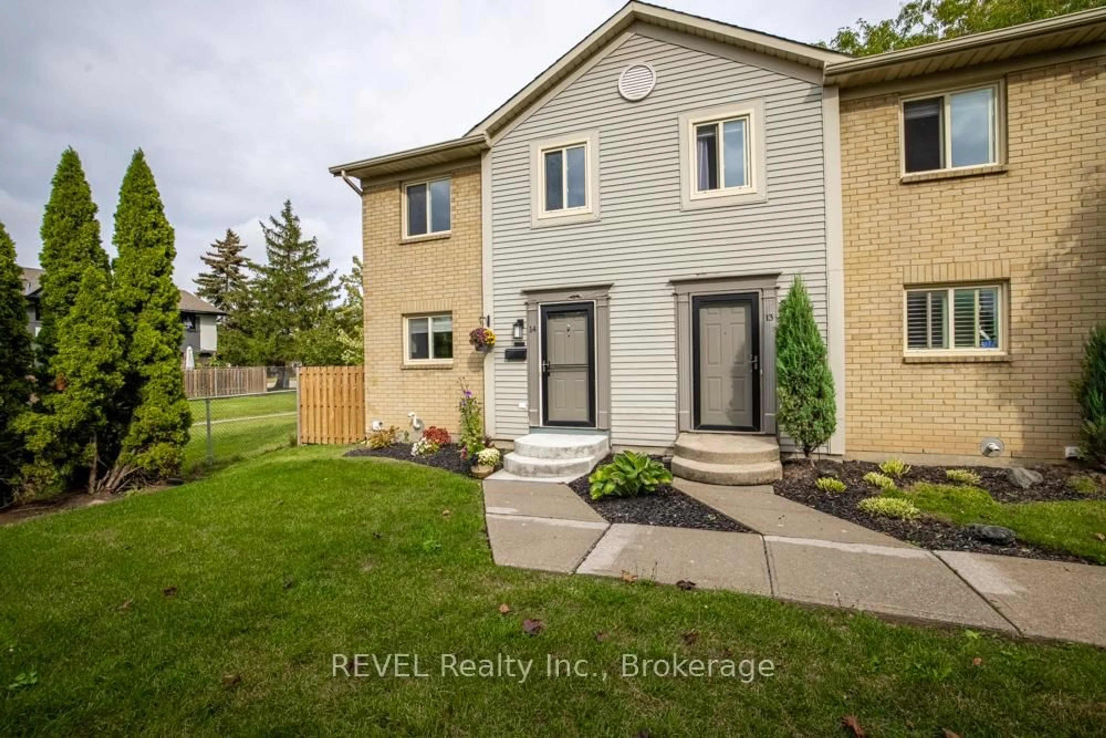 Unknown for 65 Dorchester Blvd #14, St. Catharines Ontario L2M 7T3