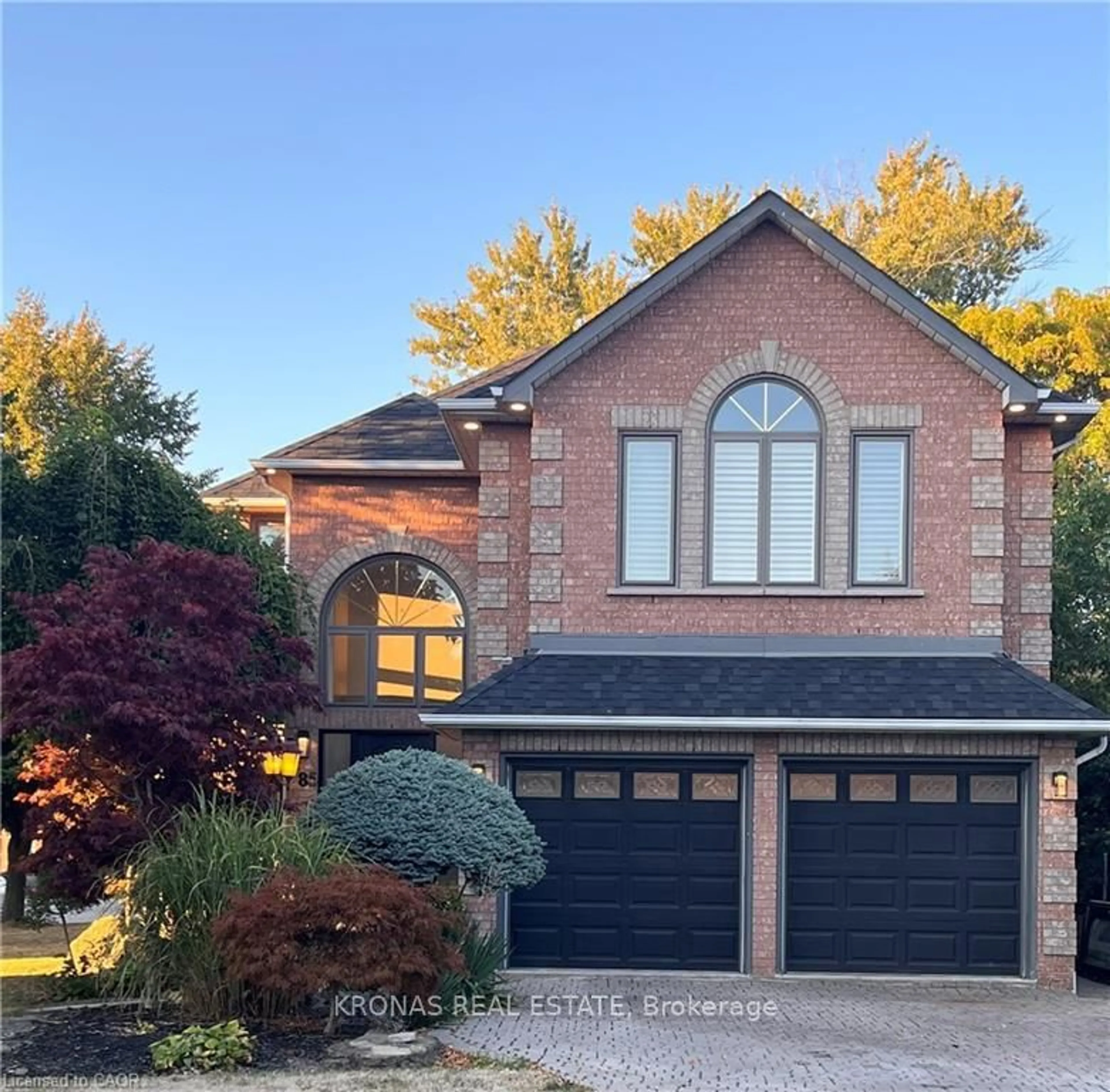 Home with brick exterior material, street for 85 Waterford Cres, Hamilton Ontario L8E 4Z7