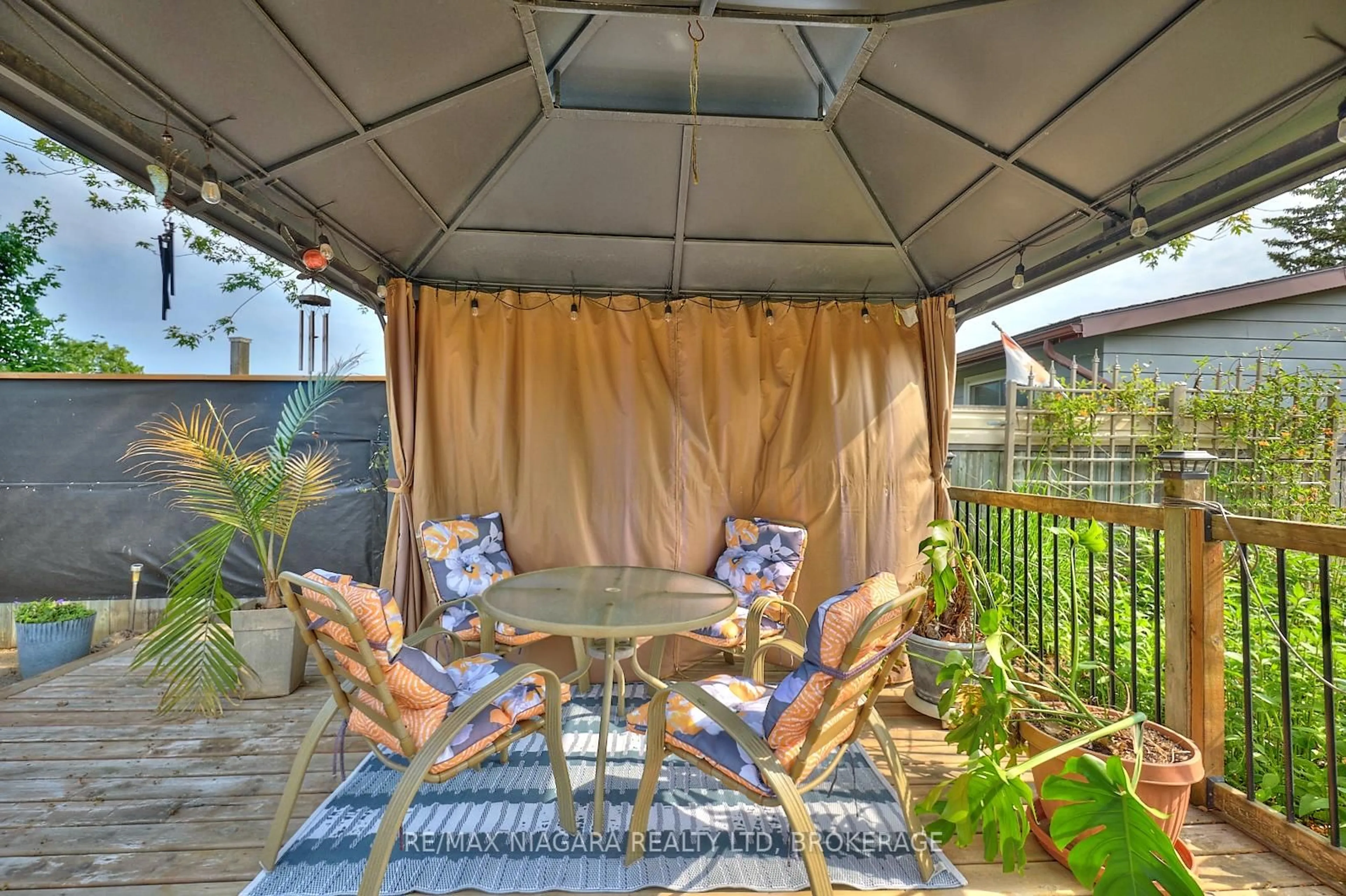 Patio, water/lake/river/ocean view for 23 Huntley Cres, St. Catharines Ontario L2M 6E5
