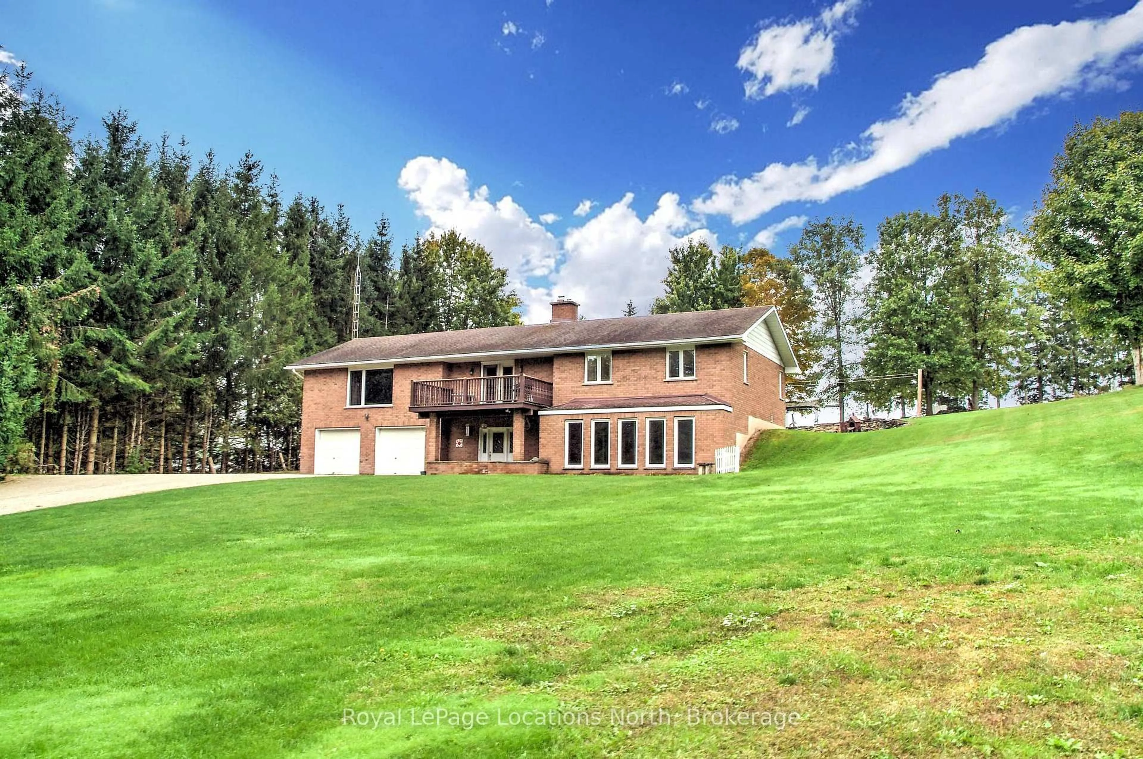 A pic from outside/outdoor area/front of a property/back of a property/a pic from drone, unknown for 137794 Grey Rd 12 Rd, Meaford Ontario N4L 1W6