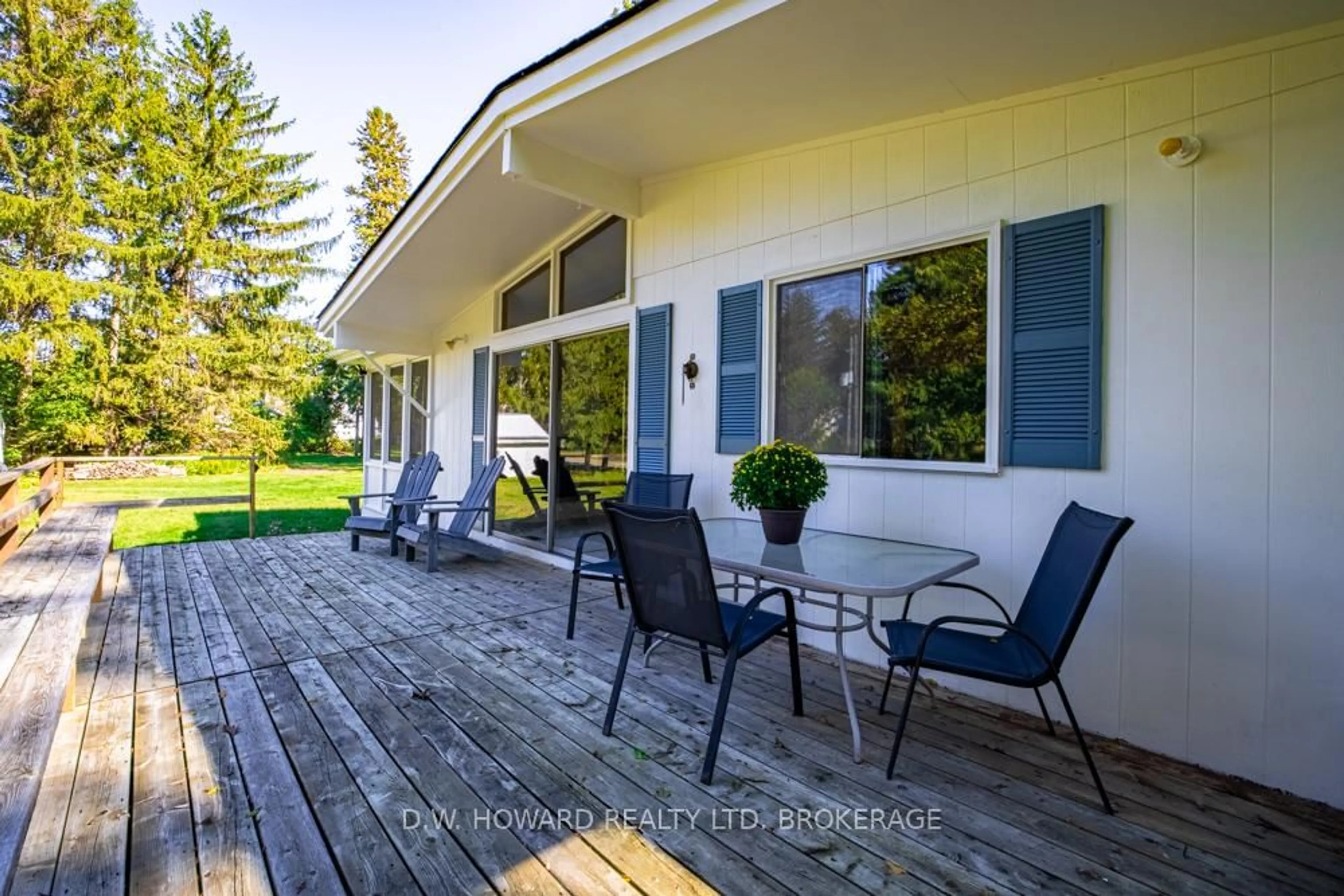 Patio, water/lake/river/ocean view for 4893 Brown Rd, Fort Erie Ontario L0S 1N0
