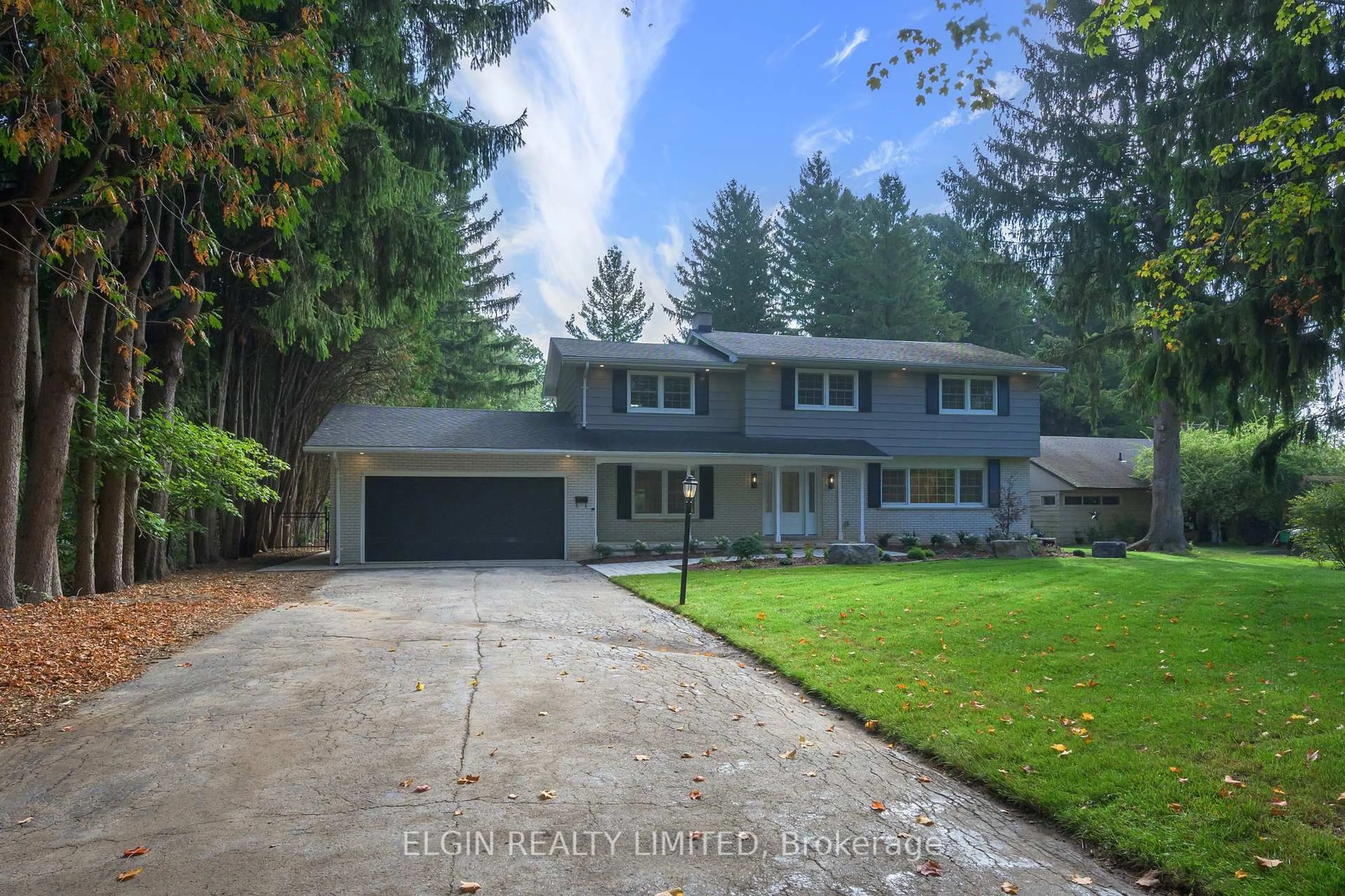 Home with vinyl exterior material, street for 67 Crescent Ave, Central Elgin Ontario N5P 2K3