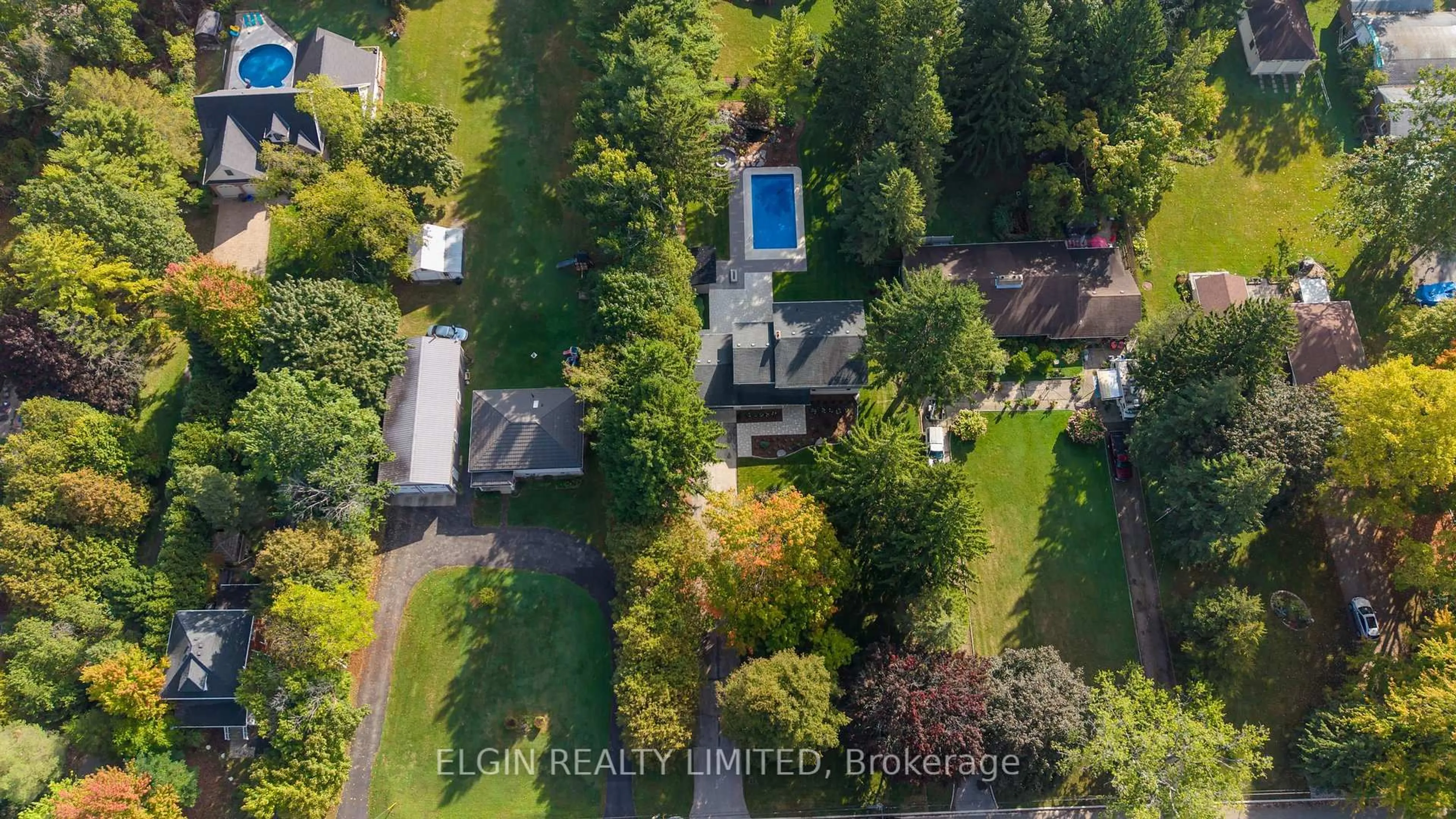 A pic from outside/outdoor area/front of a property/back of a property/a pic from drone, water/lake/river/ocean view for 67 Crescent Ave, Central Elgin Ontario N5P 2K3