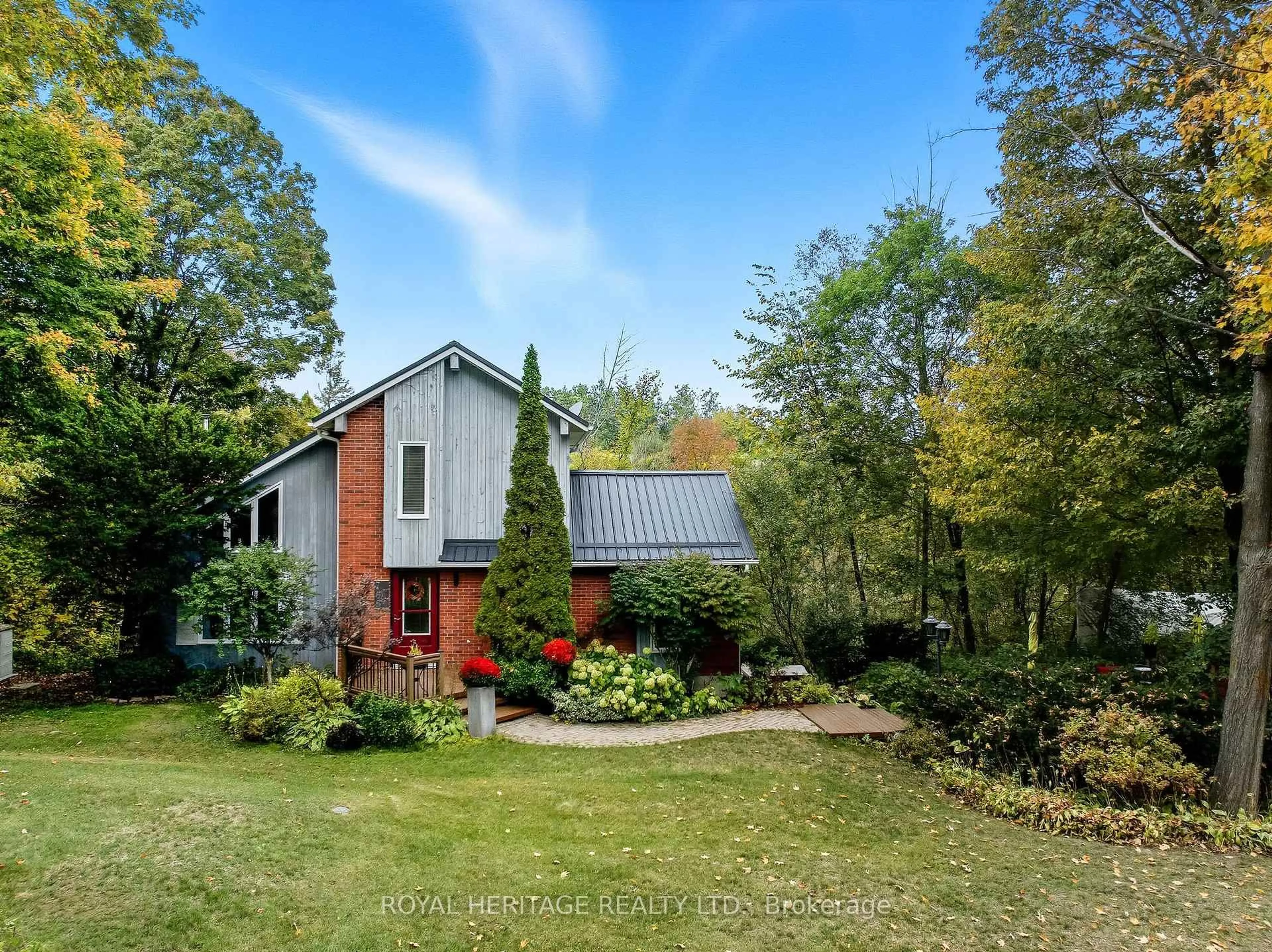 A pic from outside/outdoor area/front of a property/back of a property/a pic from drone, unknown for 768 Whites Rd, Brighton Ontario K0K 1H0