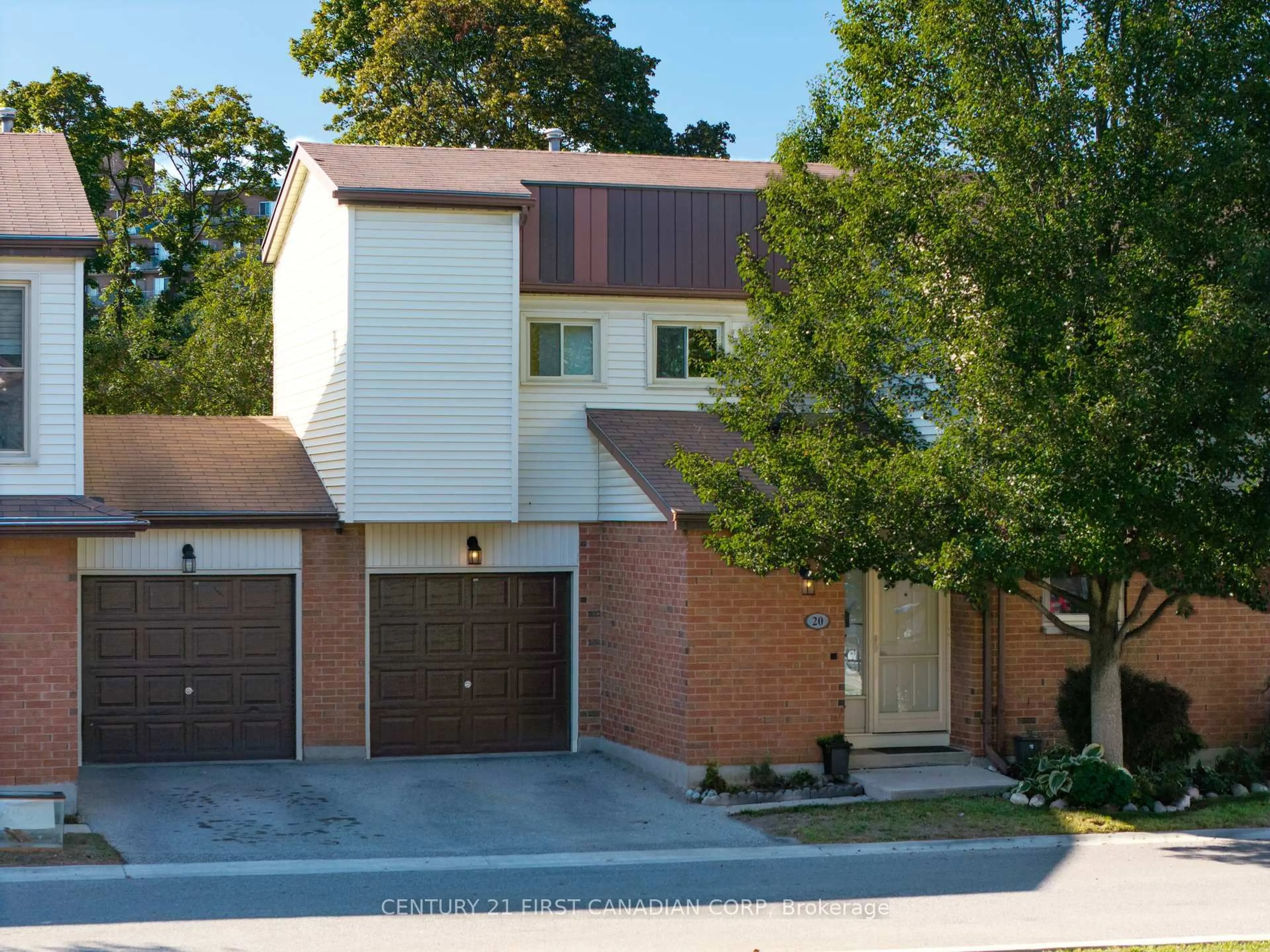 Home with brick exterior material, street for 770 Fanshawe Park Rd #20, London North Ontario N5X 1L5