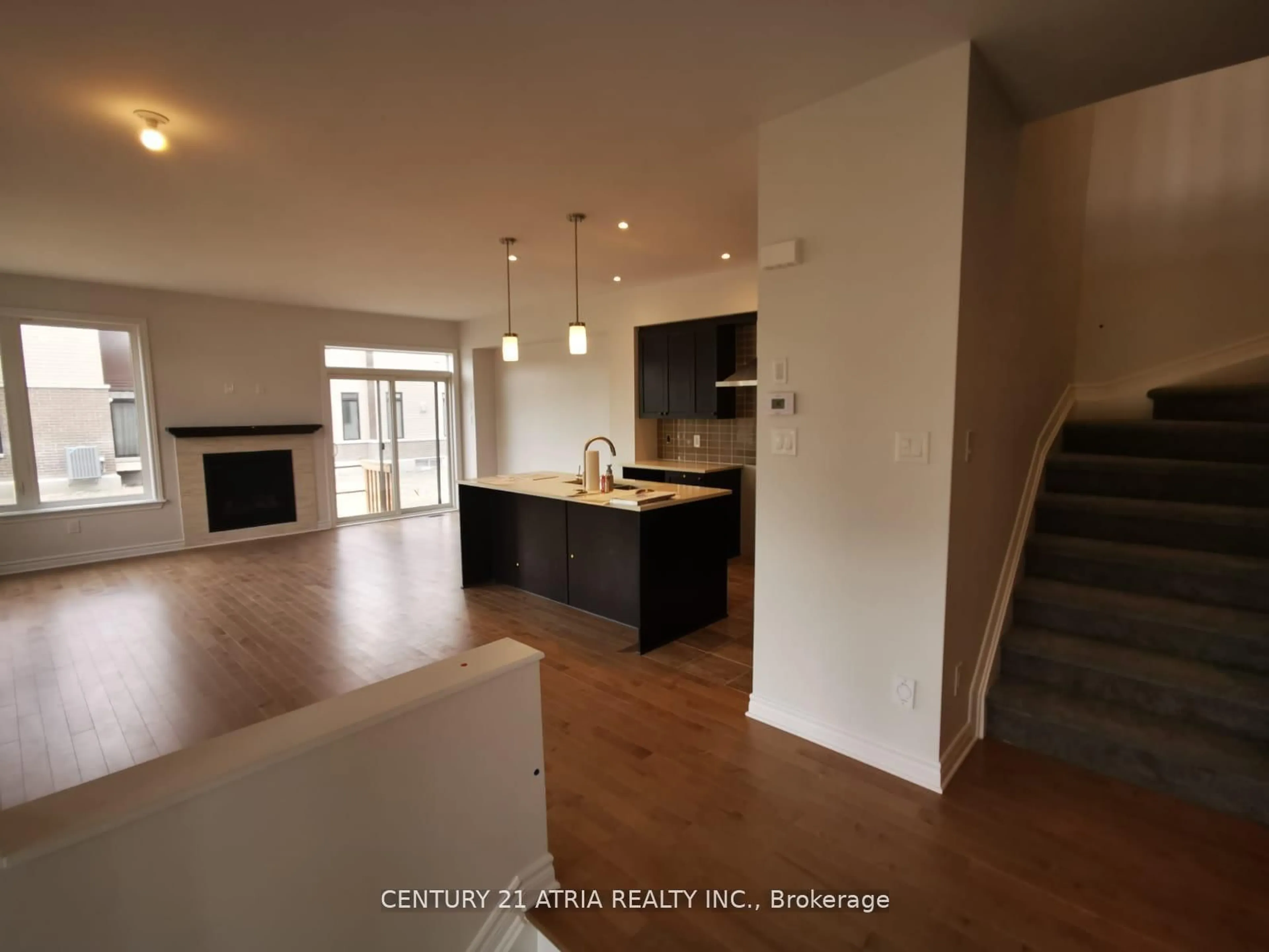 Open concept kitchen, unknown for 534 Triangle St, Ottawa Ontario K2S 1E7