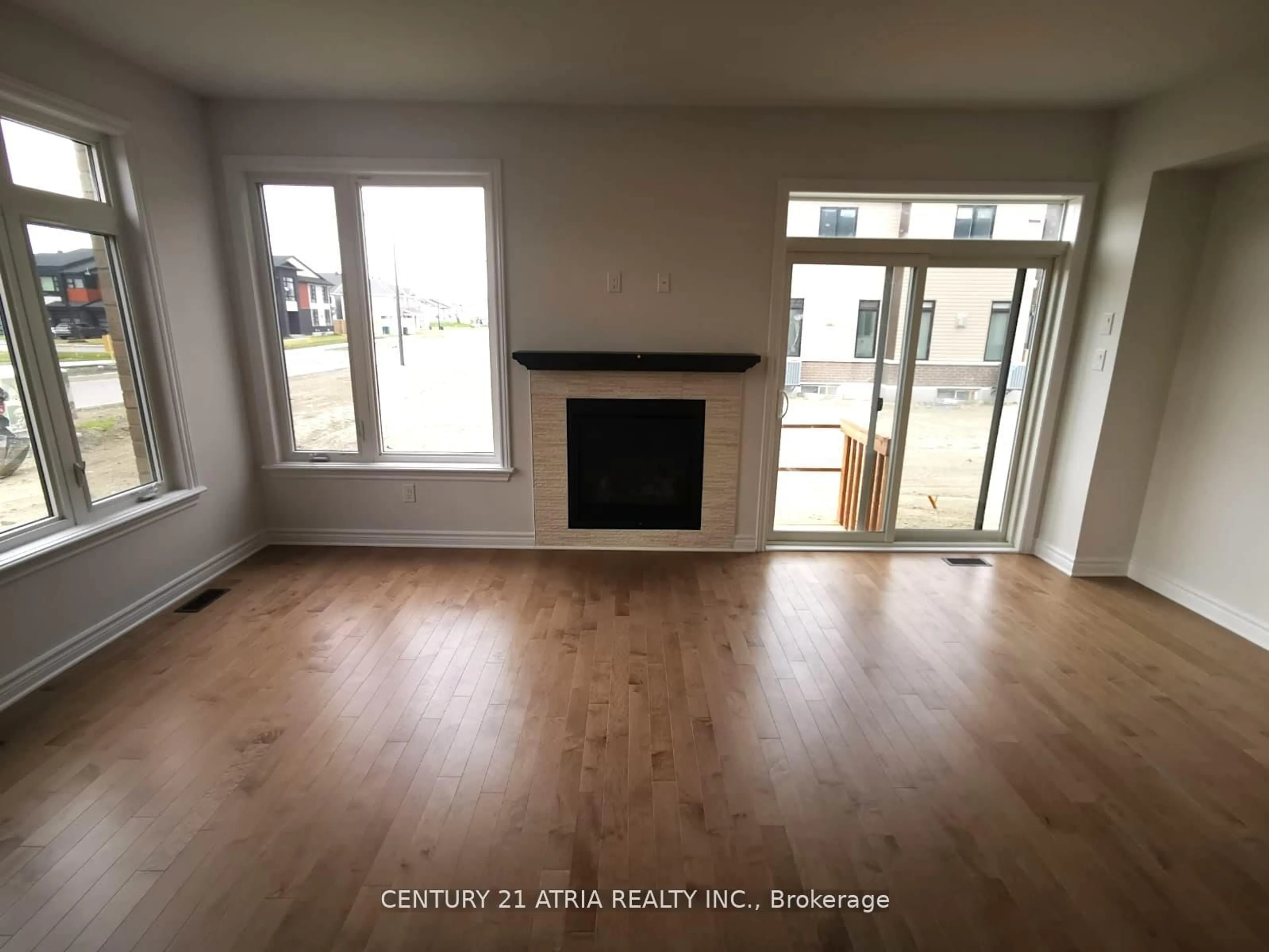 A pic of a room for 534 Triangle St, Ottawa Ontario K2S 1E7