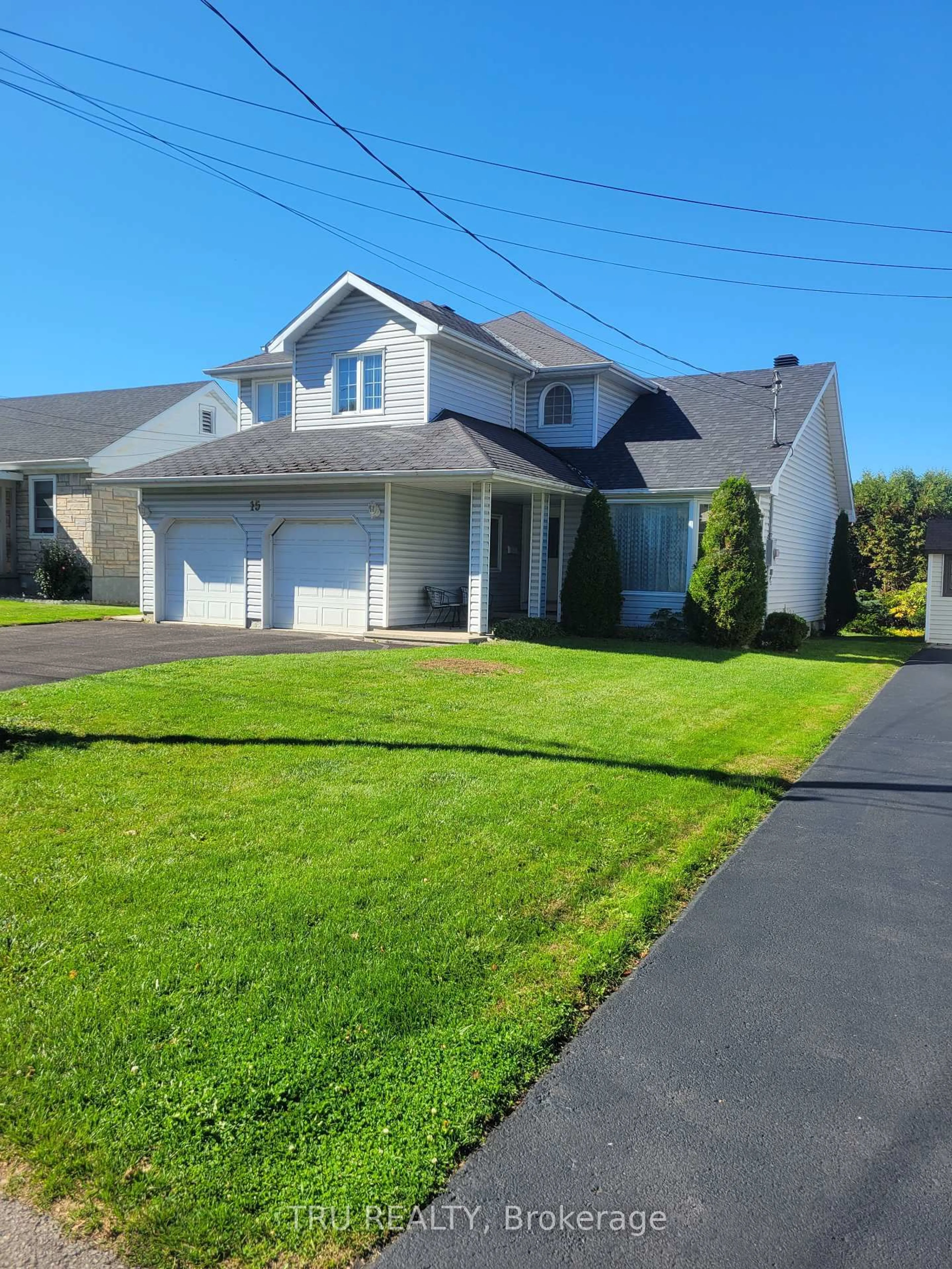 Home with vinyl exterior material, street for 15 George Ave, Perth Ontario K7H 2Y7