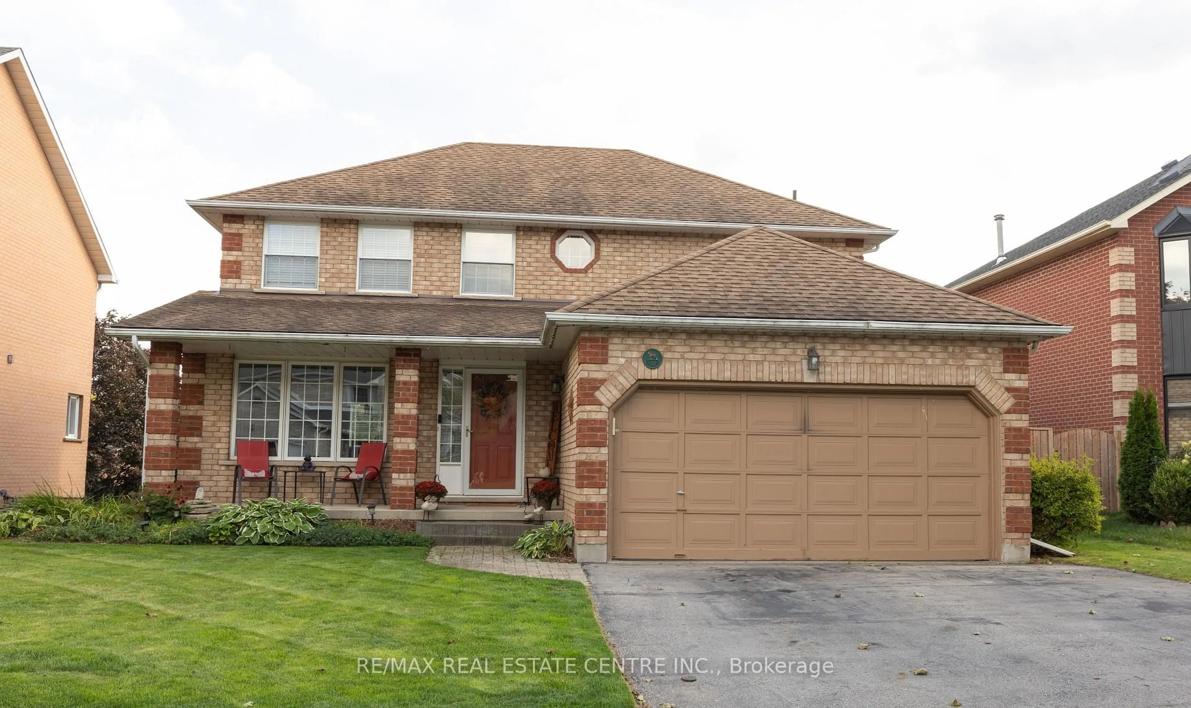 Home with brick exterior material, street for 119 Hume Dr, Cambridge Ontario N1T 1N3