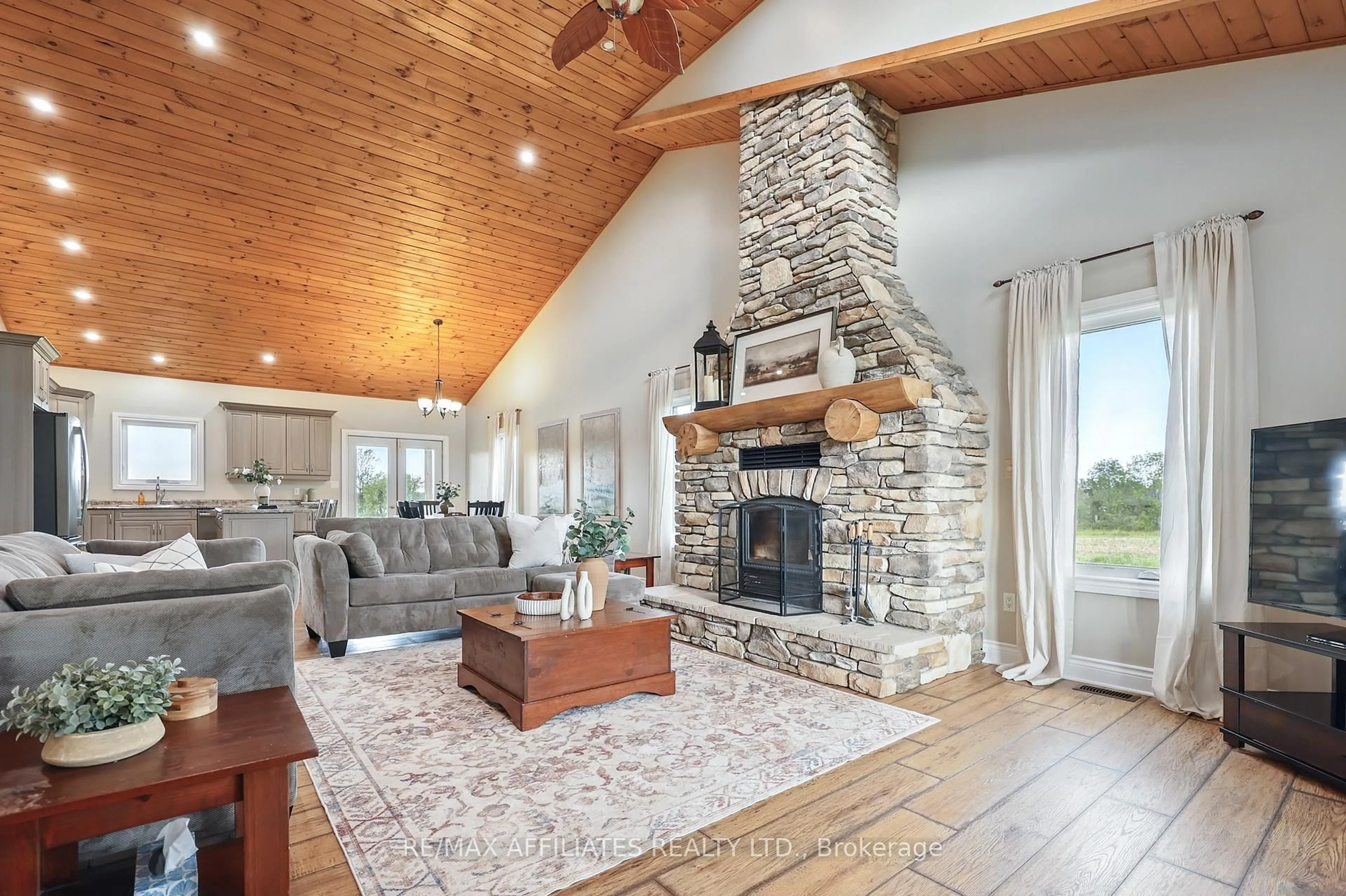 Living room with furniture, unknown for 315 Gemmell Rd, Merrickville-Wolford Ontario K0G 1G0