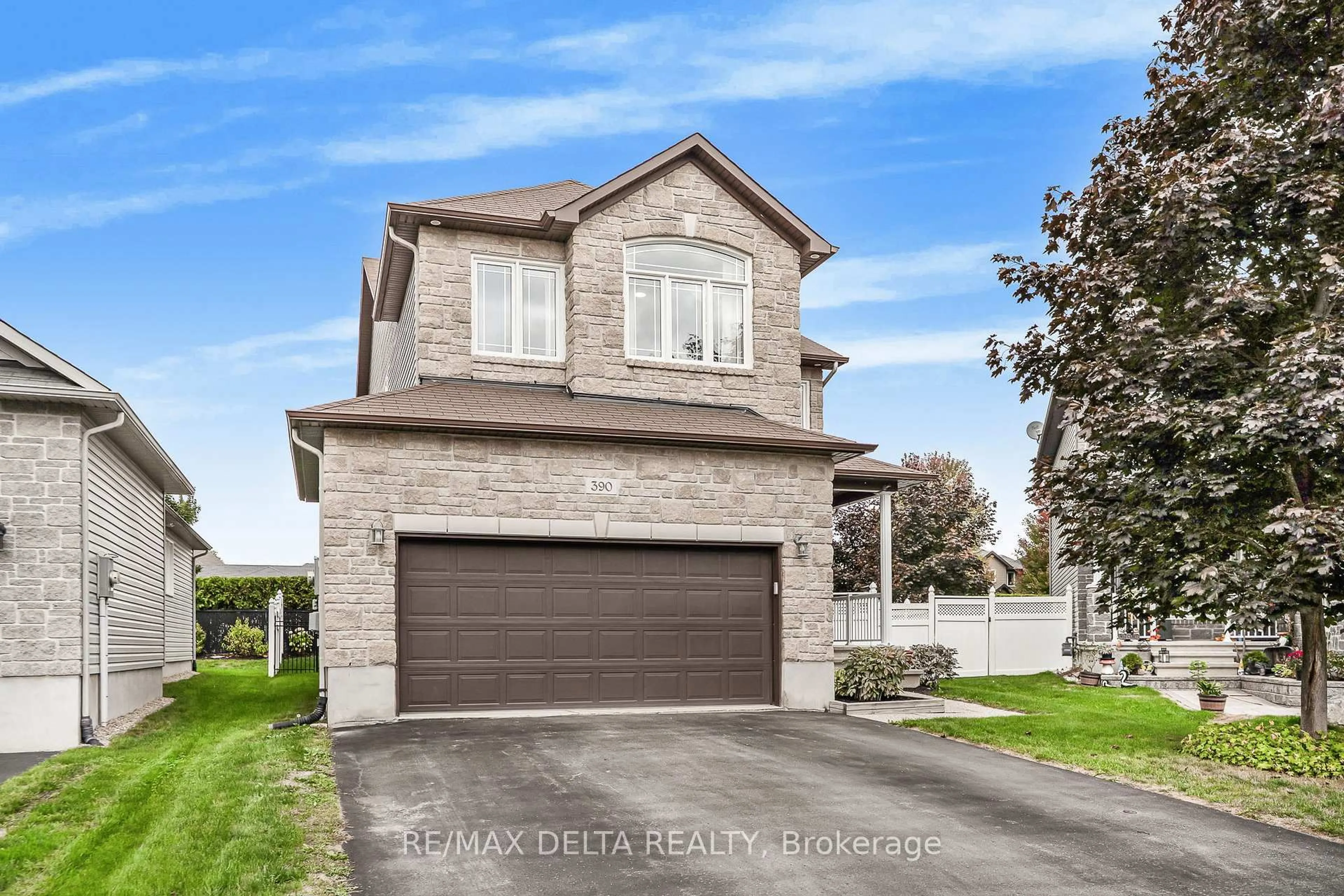 Home with brick exterior material, street for 390 Mercury St, Clarence-Rockland Ontario K4K 0G7