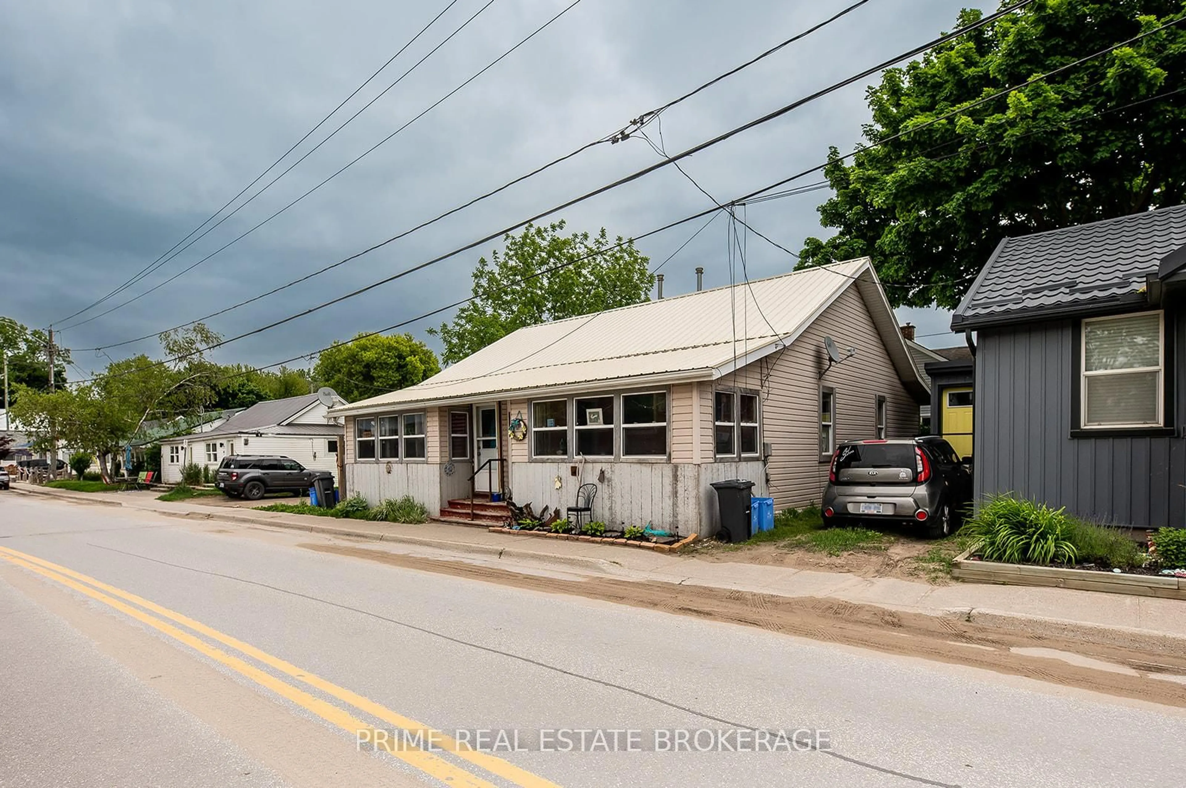 Unknown for 151 William St, Central Elgin Ontario N5L 1E4