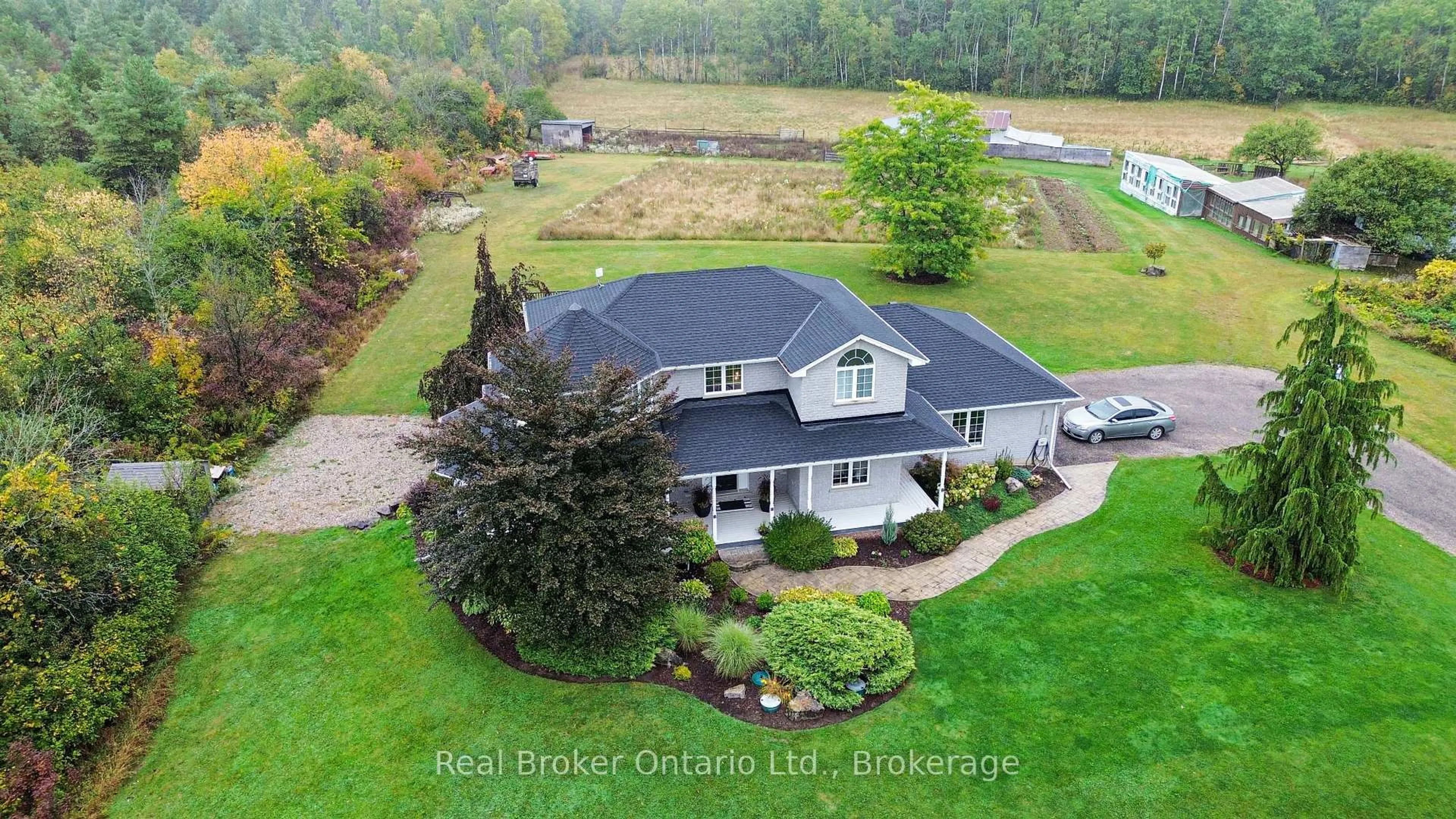 A pic from outside/outdoor area/front of a property/back of a property/a pic from drone, water/lake/river/ocean view for 1295 Sheffield Rd, North Dumfries Ontario N1R 5S2