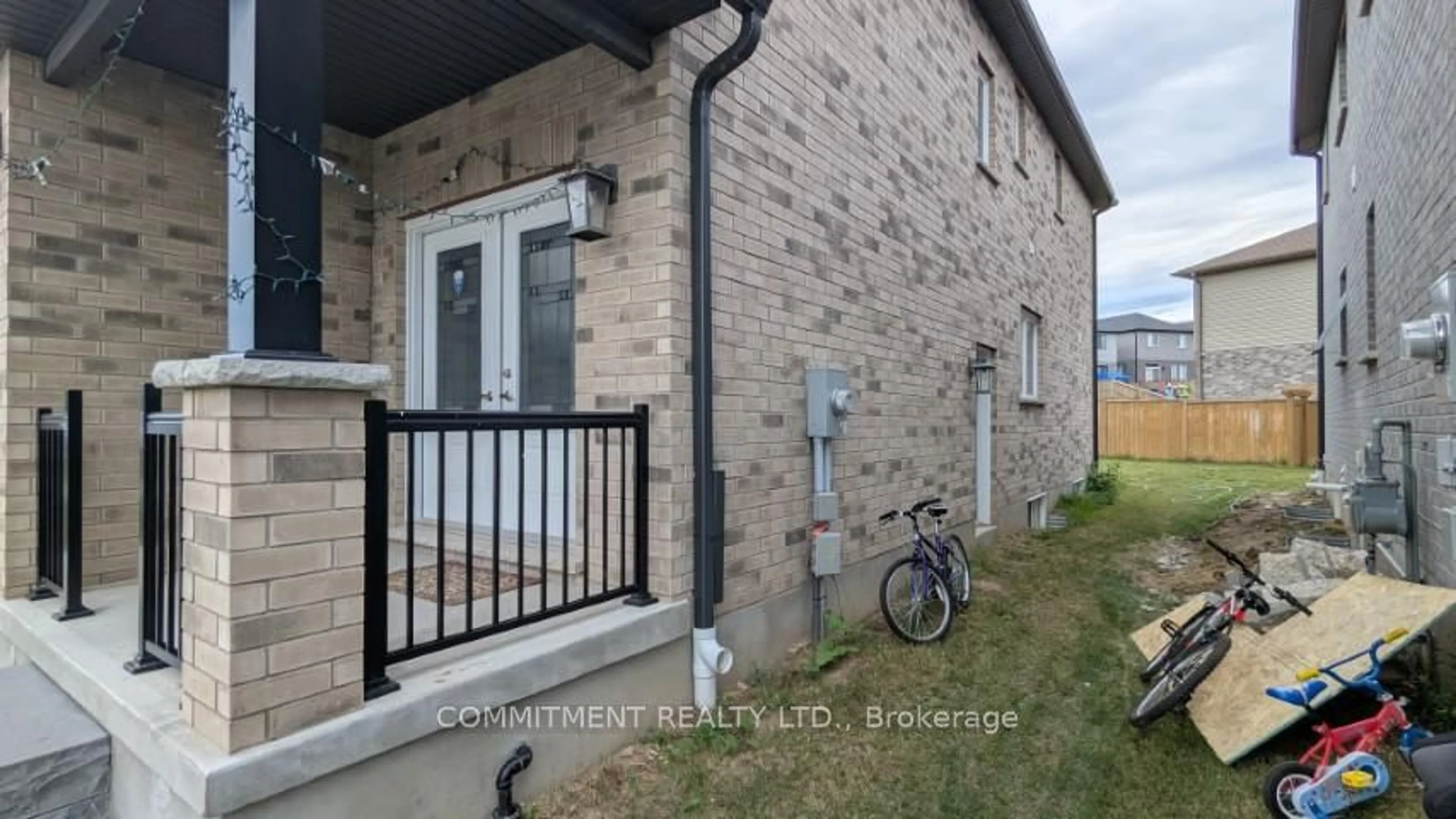Unknown for 3052 DOYLE Dr, London South Ontario N6M 0G9