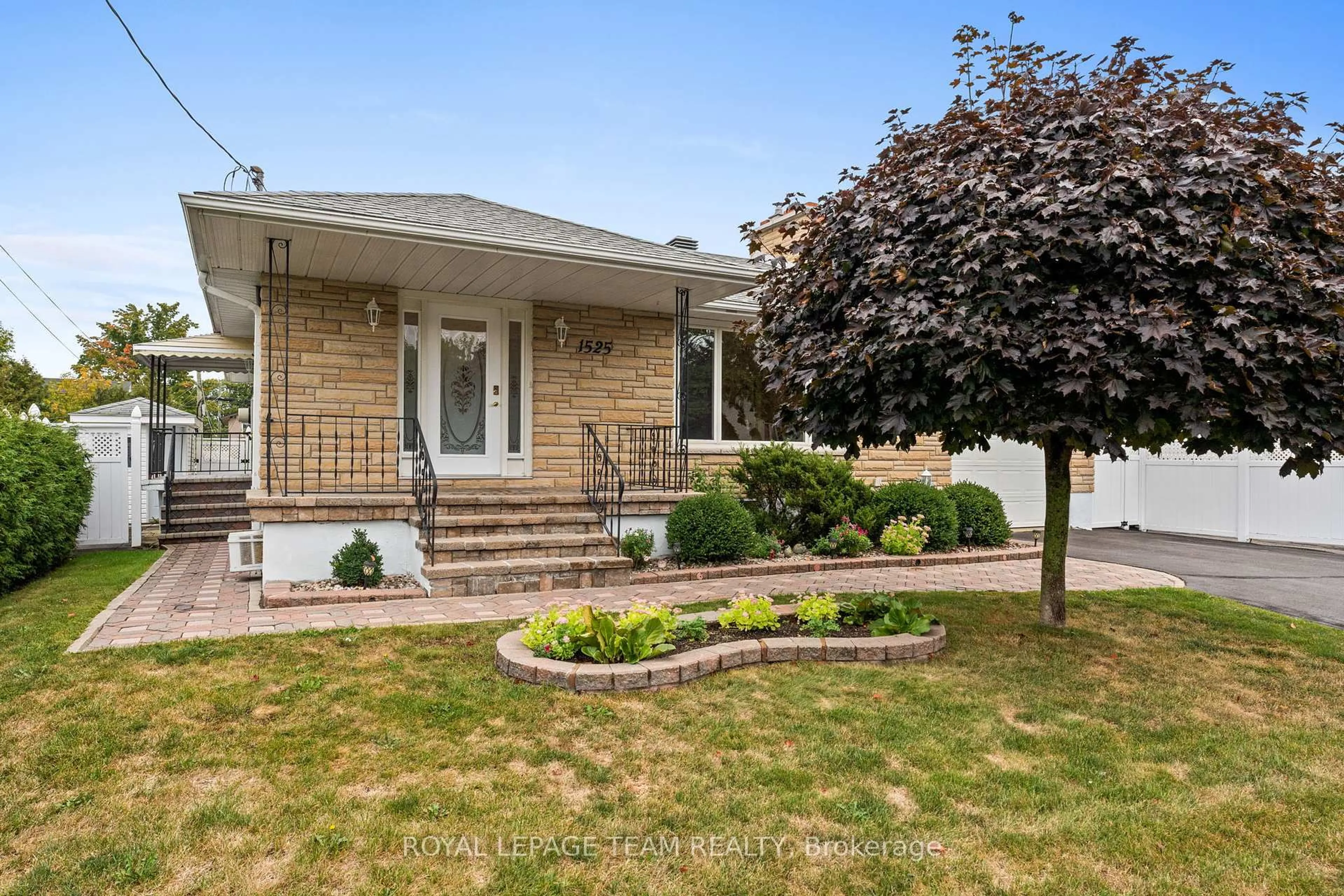 Unknown for 1525 Valmarie Ave, Ottawa Ontario K2C 1V7