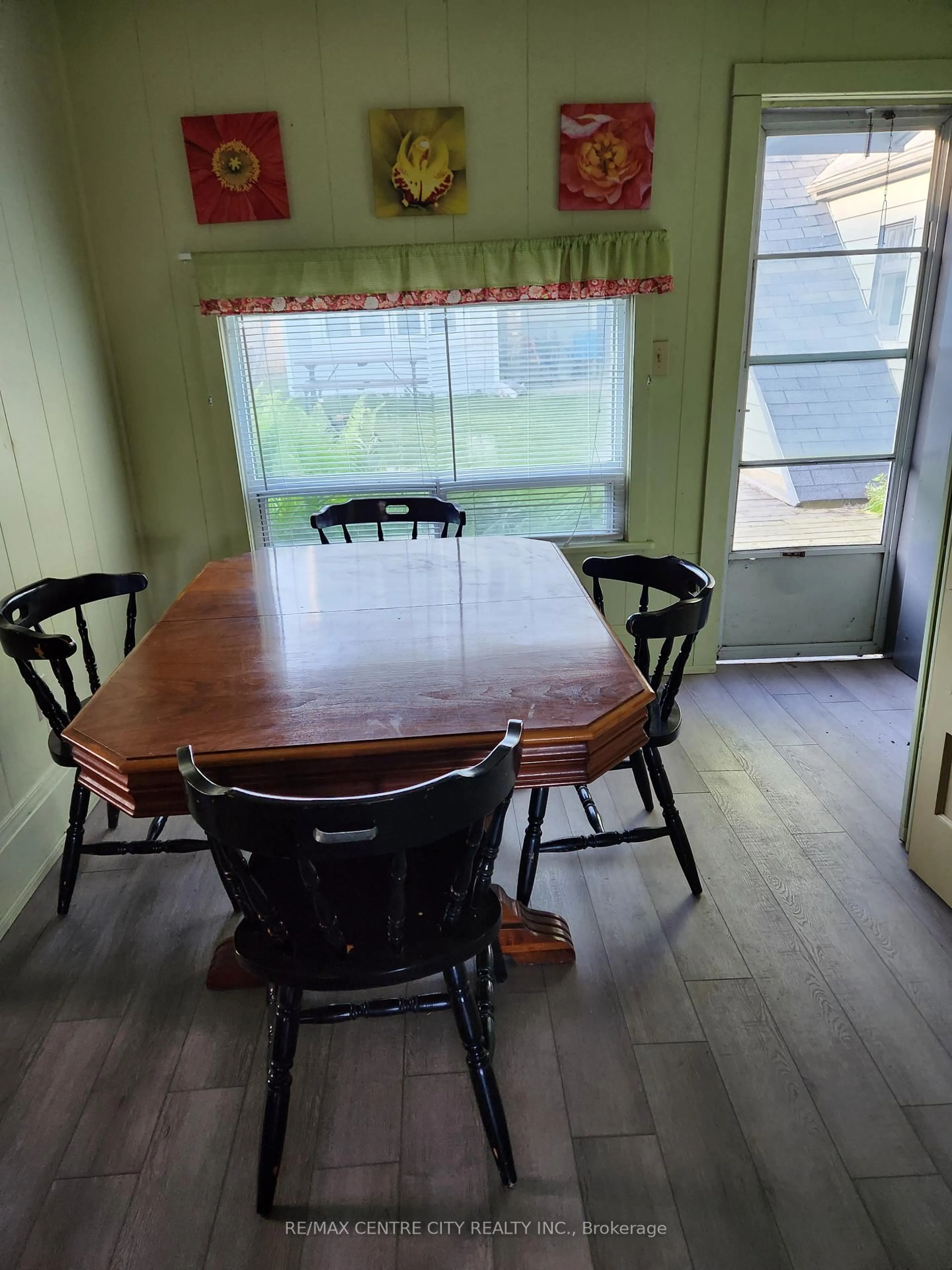 Dining room, unknown for 328 Erie St, Central Elgin Ontario N5L 1E3