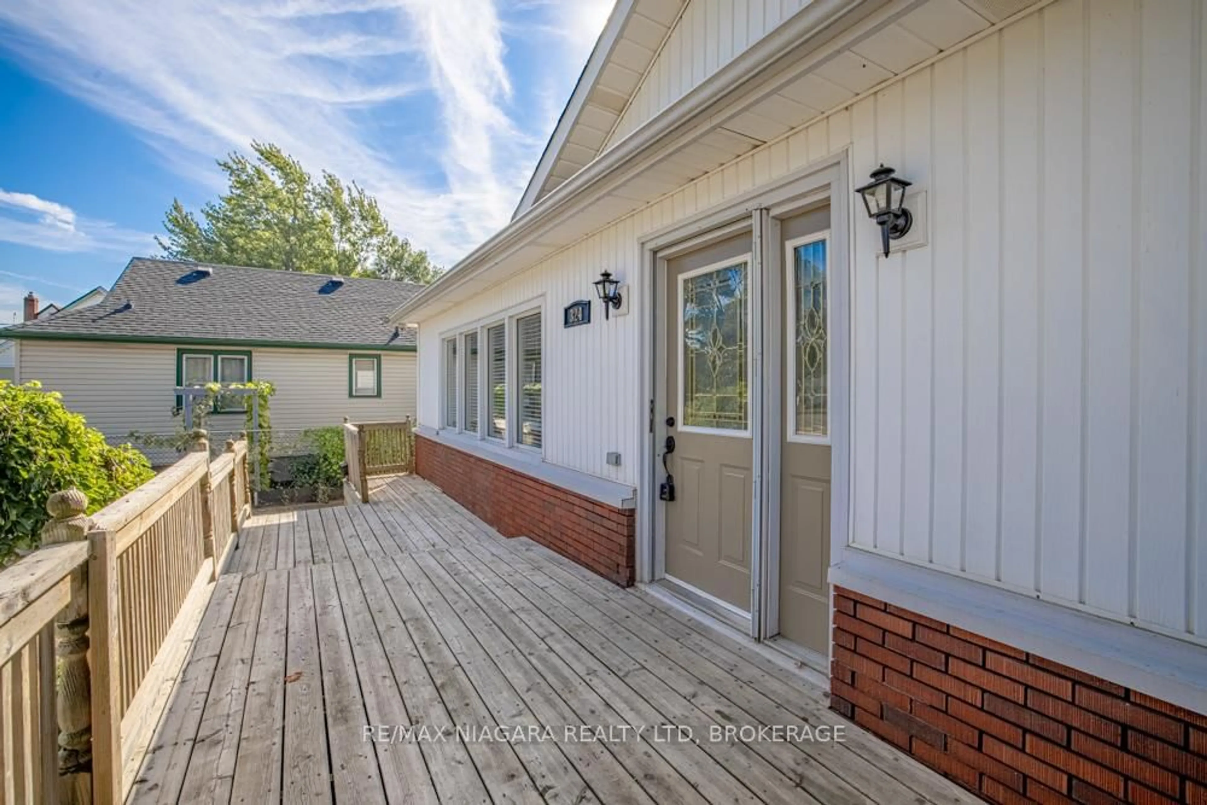 Unknown for 324 Linwell Rd, St. Catharines Ontario L2N 1T4