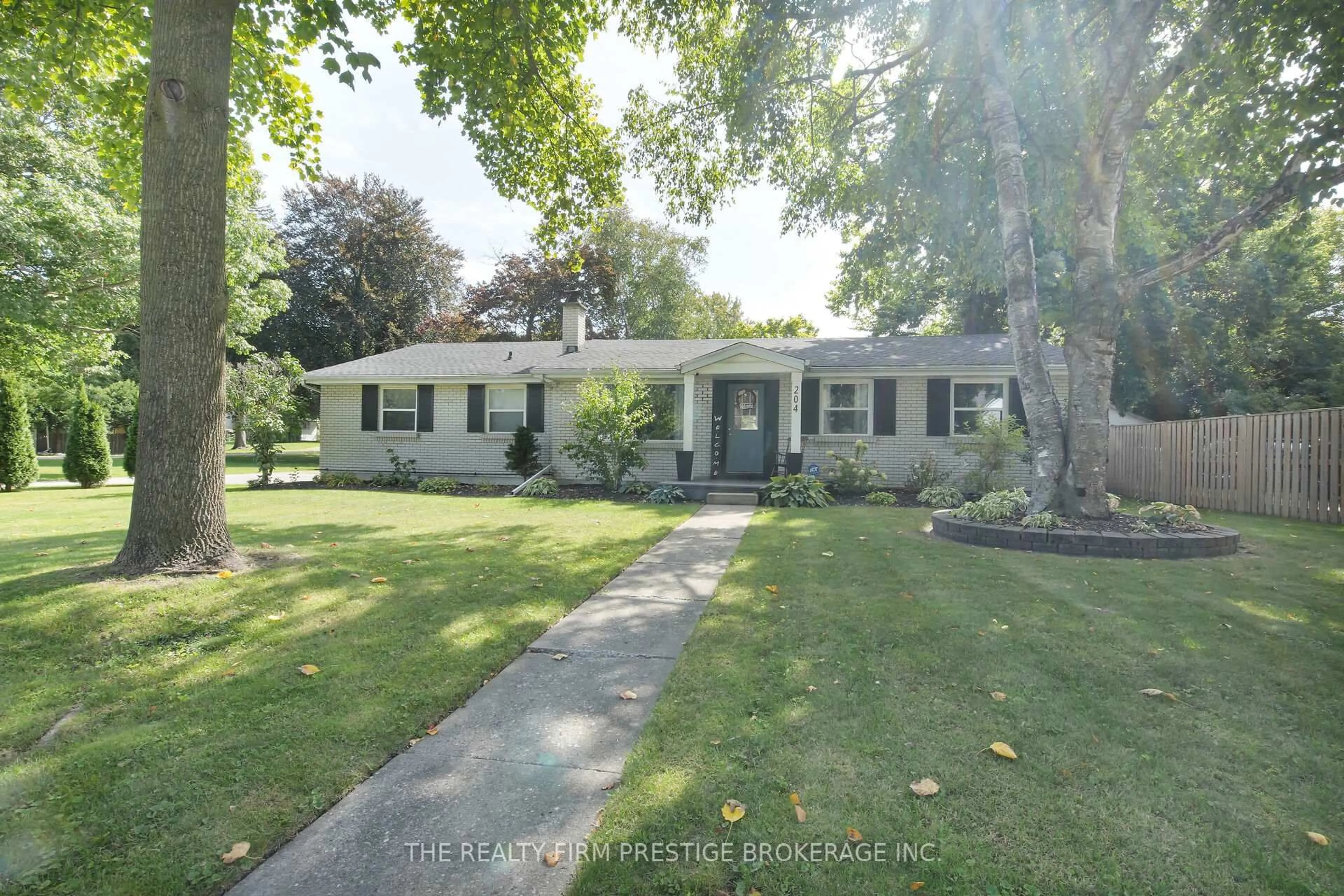 Unknown for 204 Main St, West Elgin Ontario N0L 2P0