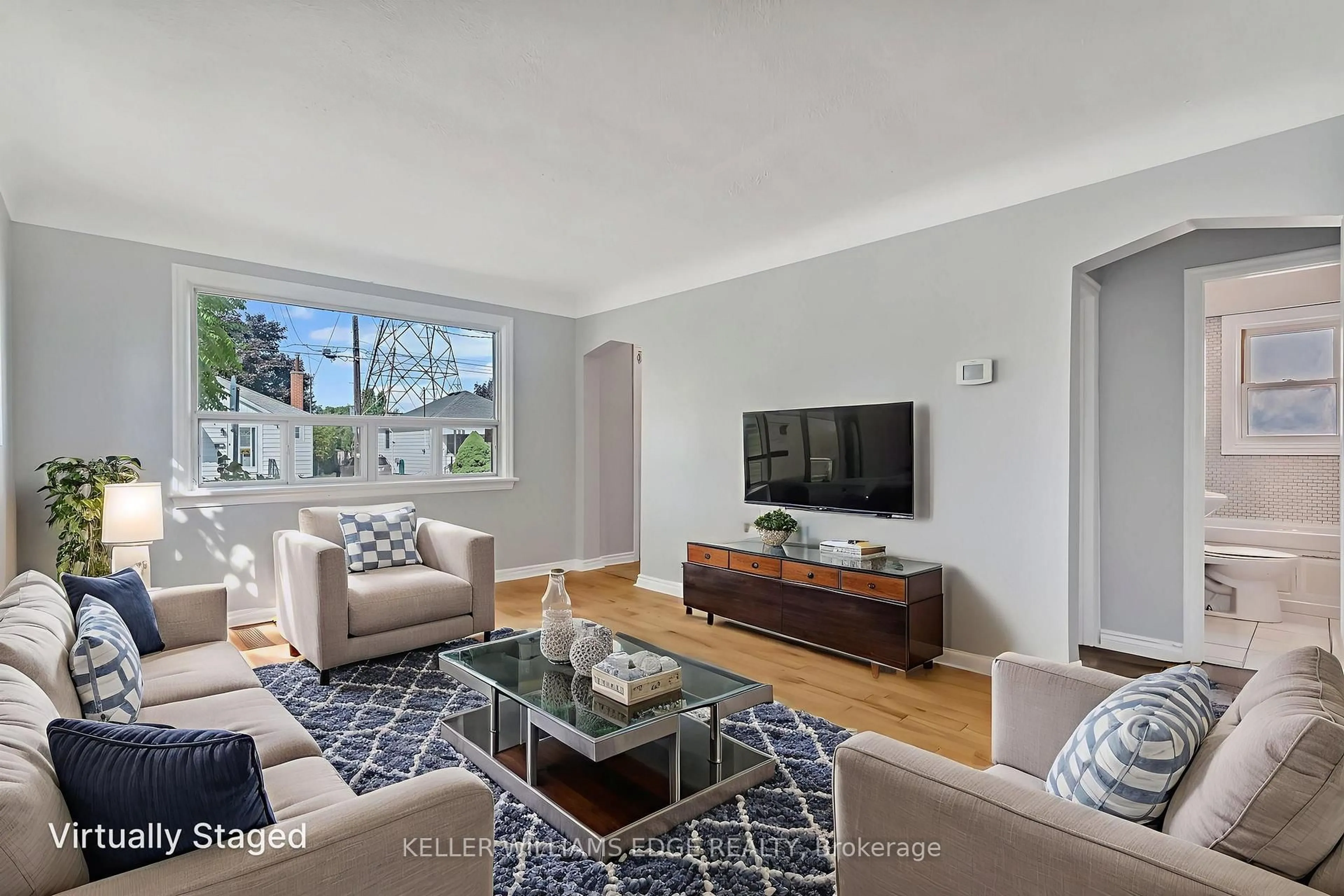 Living room with furniture, unknown for 161 Cochrane Rd, Hamilton Ontario L8K 3G3