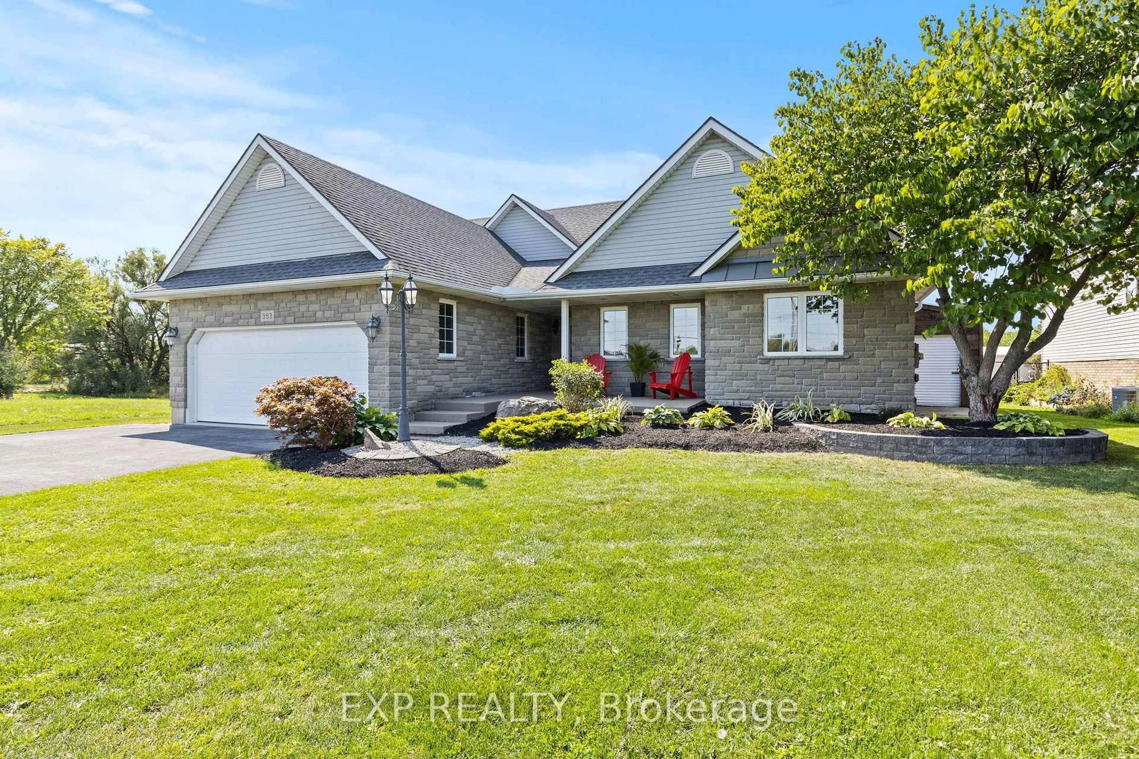 Unknown for 353 South Pelham Rd, Welland Ontario L3B 5N8